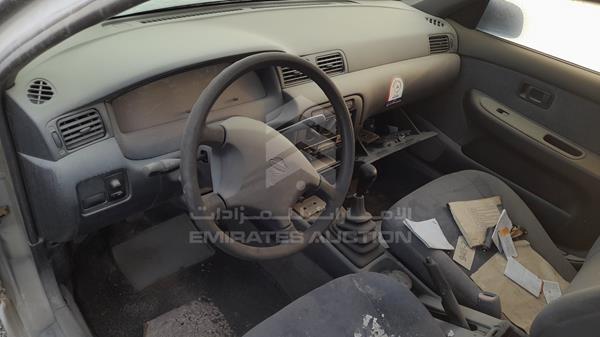 Photo 9 VIN: JN1DB41S7YW002682 - NISSAN SUNNY 