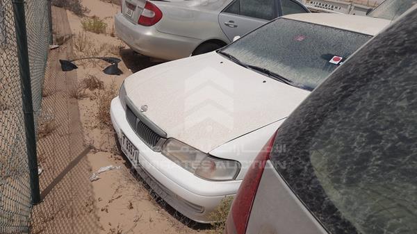 Photo 4 VIN: JN1DB41S7YW003279 - NISSAN SUNNY 