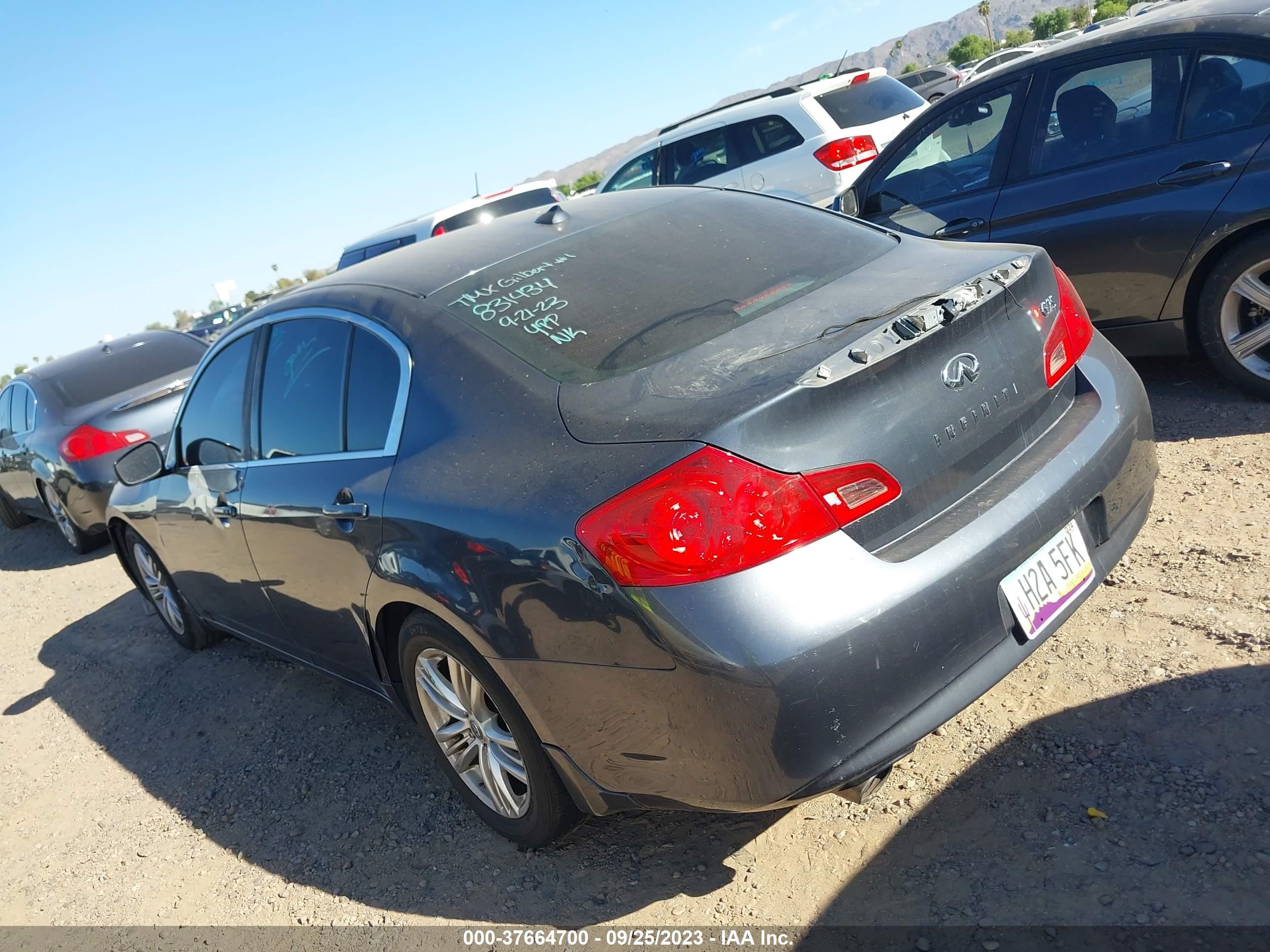 Photo 2 VIN: JN1DV6AP0BM831434 - INFINITI G 