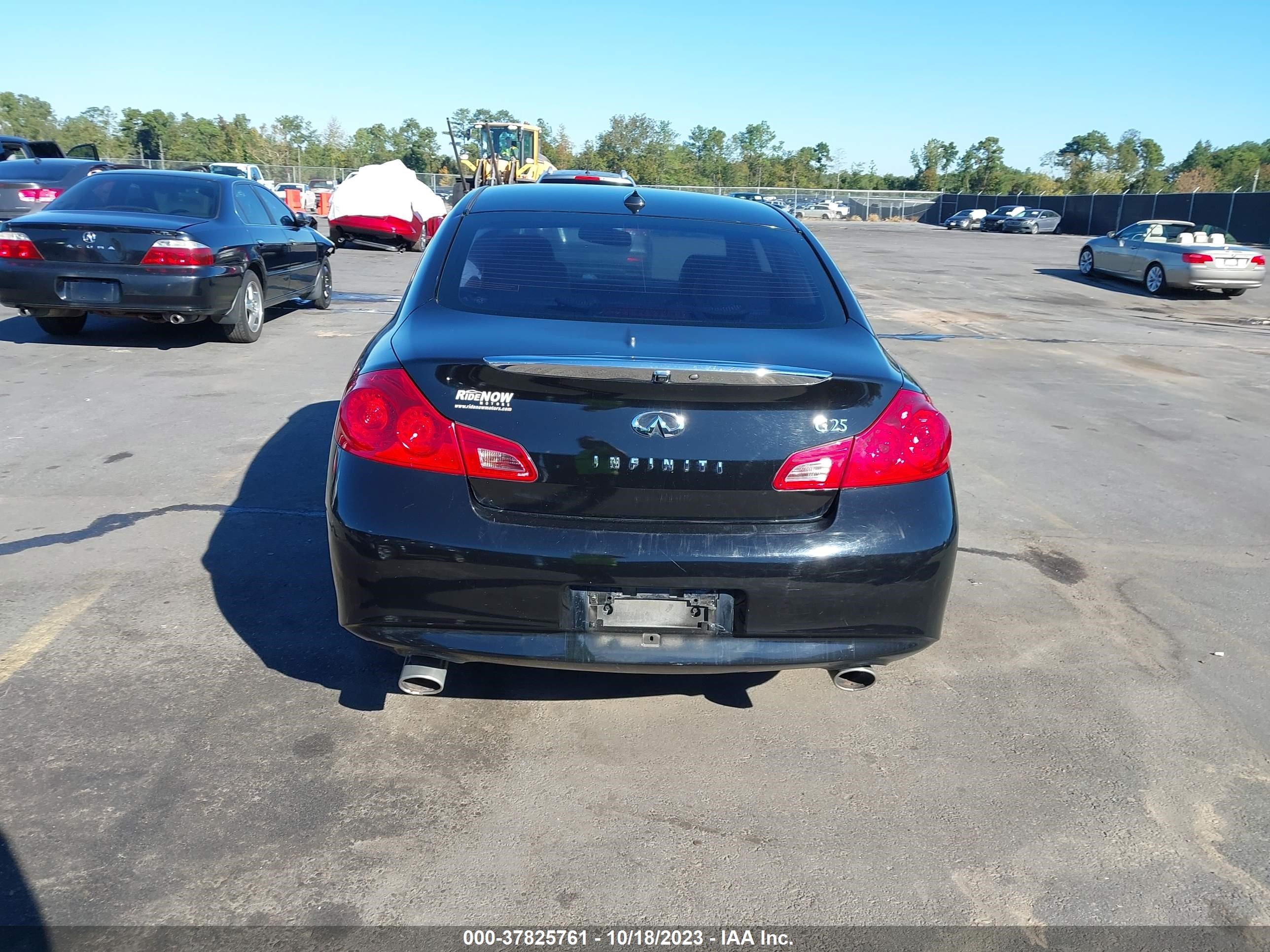 Photo 15 VIN: JN1DV6AP4CM701173 - INFINITI G 