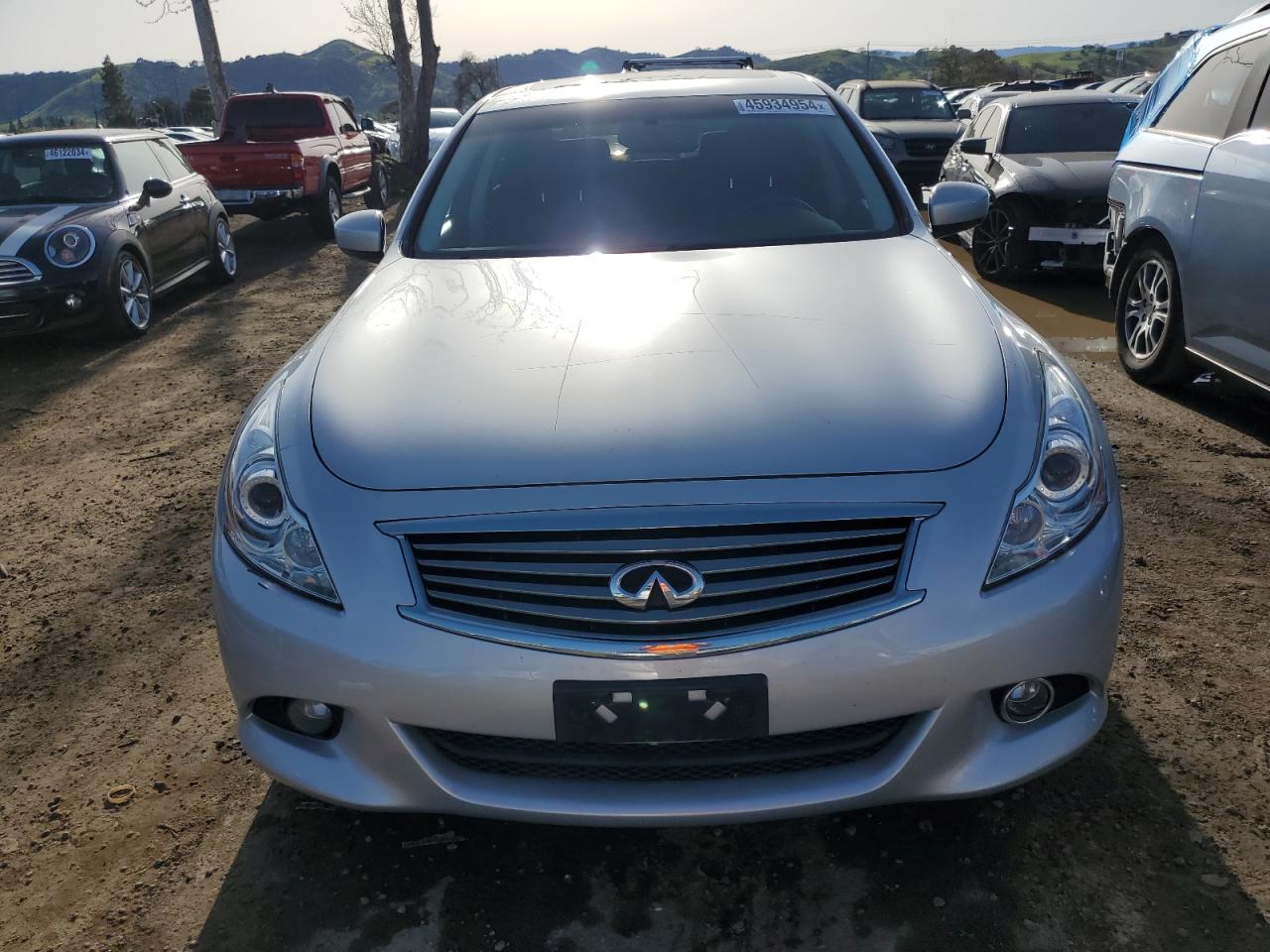 Photo 4 VIN: JN1DV6AP5CM700176 - INFINITI G 