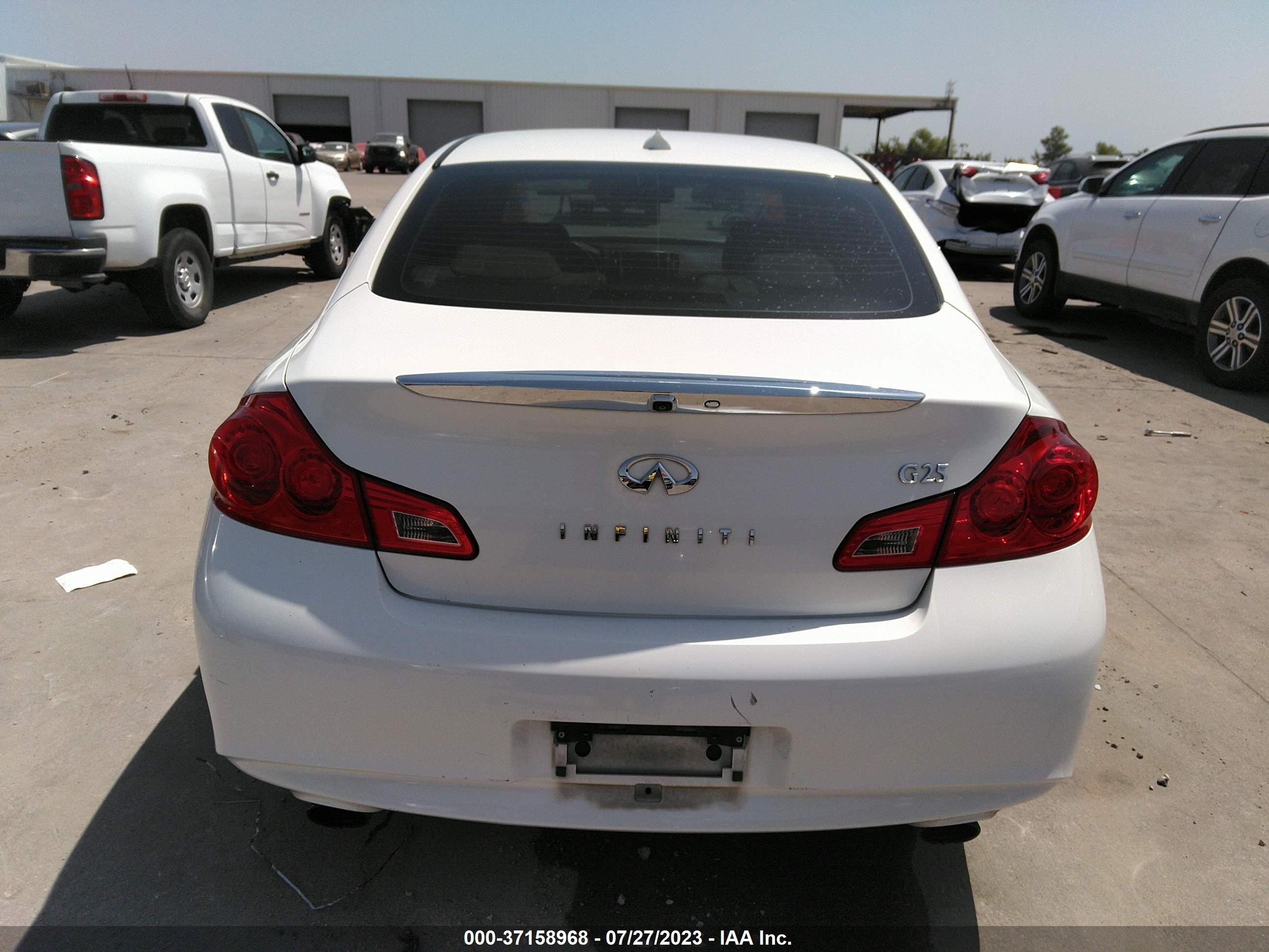 Photo 15 VIN: JN1DV6AP5CM700565 - INFINITI G 