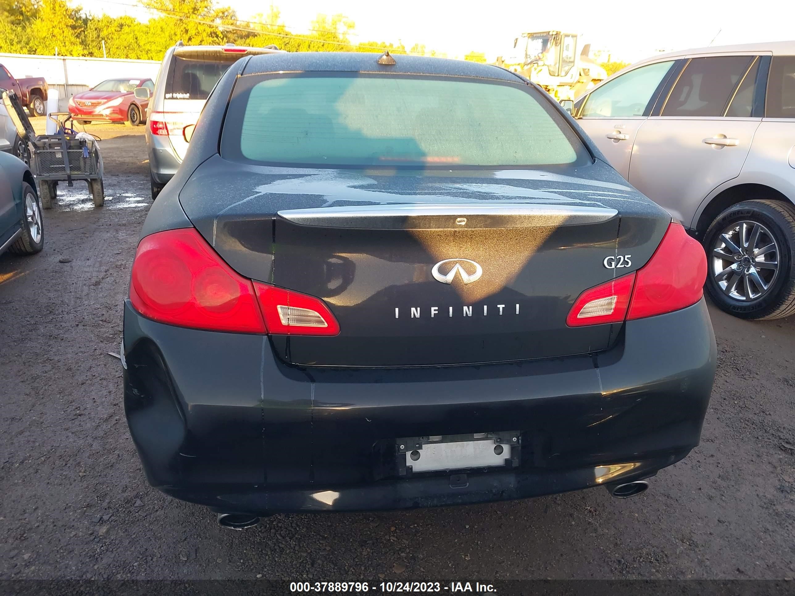 Photo 16 VIN: JN1DV6AP5CM812492 - INFINITI G 