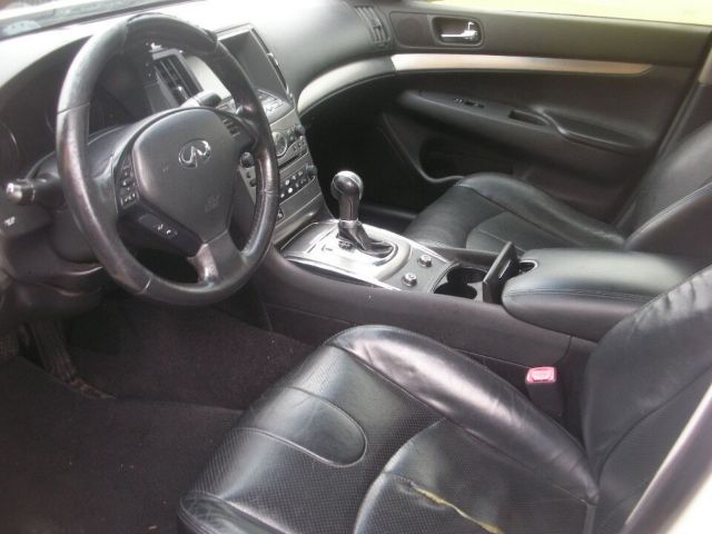 Photo 3 VIN: JN1DV6AP8CM701337 - INFINITI G25 SEDAN 