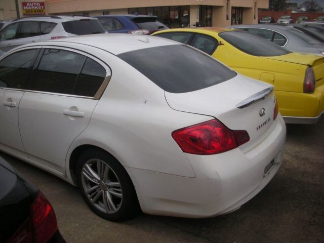 Photo 2 VIN: JN1DV6AP8CM701337 - INFINITI G25 SEDAN 