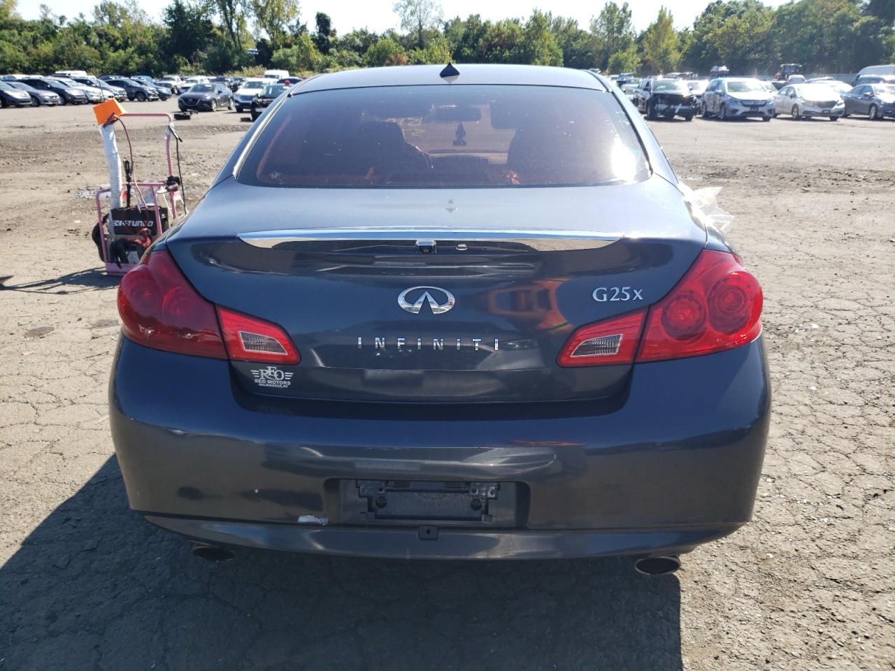 Photo 5 VIN: JN1DV6AR7BM450181 - INFINITI G 