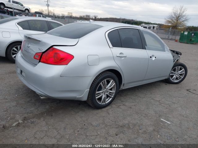 Photo 3 VIN: JN1DV6AR9BM451929 - INFINITI G25X 