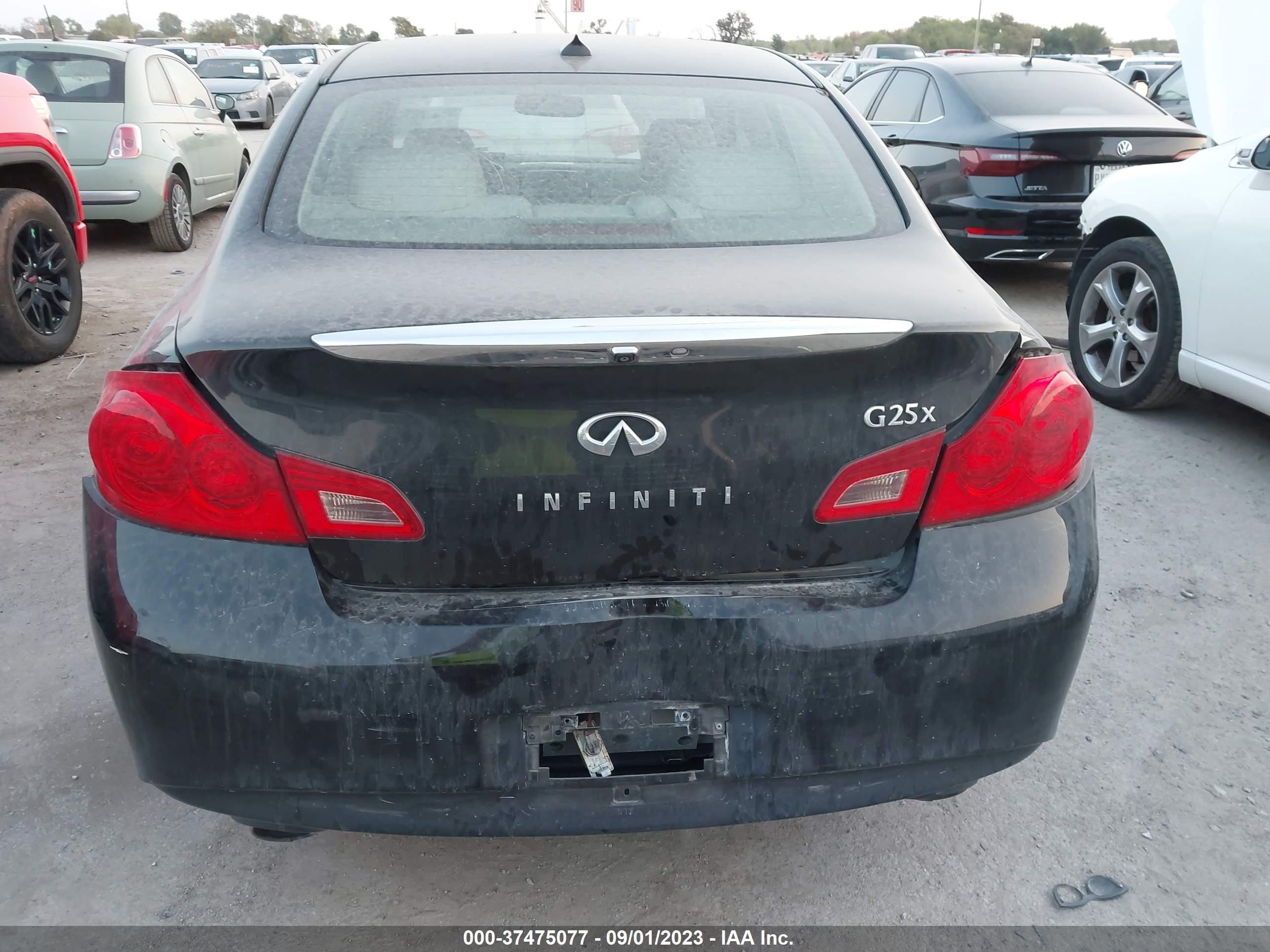 Photo 5 VIN: JN1DV6ARXBM651458 - INFINITI G 