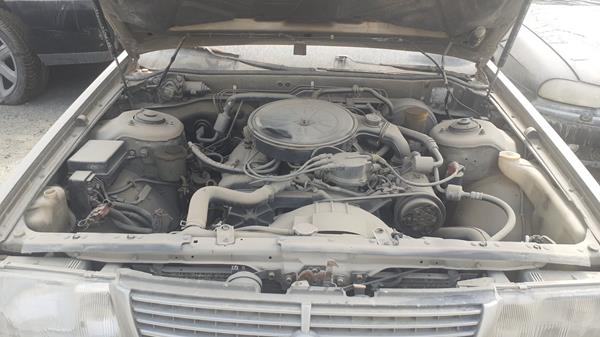 Photo 26 VIN: JN1DY11SXYX230800 - NISSAN CEDRIC 