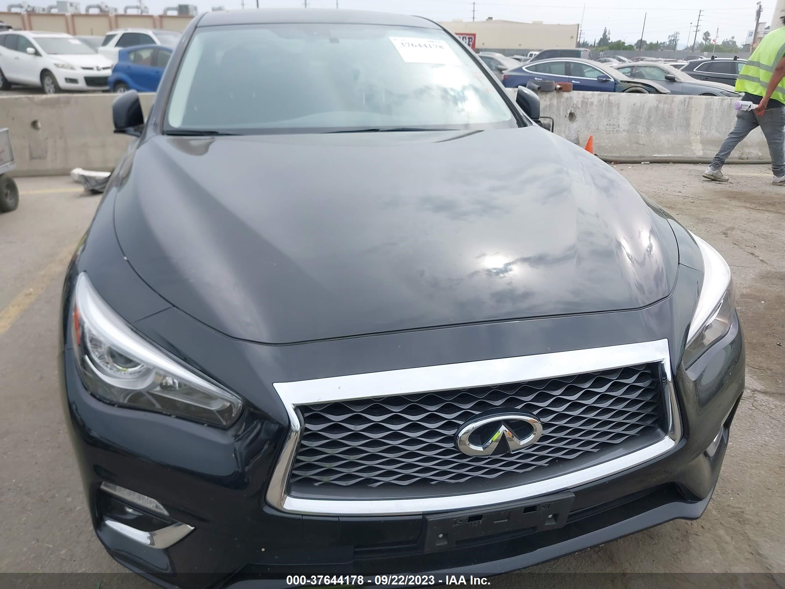 Photo 5 VIN: JN1EV7AP0KM541933 - INFINITI Q50 