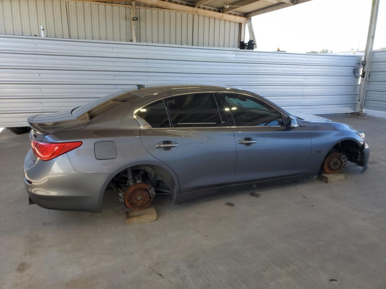 Photo 2 VIN: JN1EV7AP1HM738201 - INFINITI Q50 