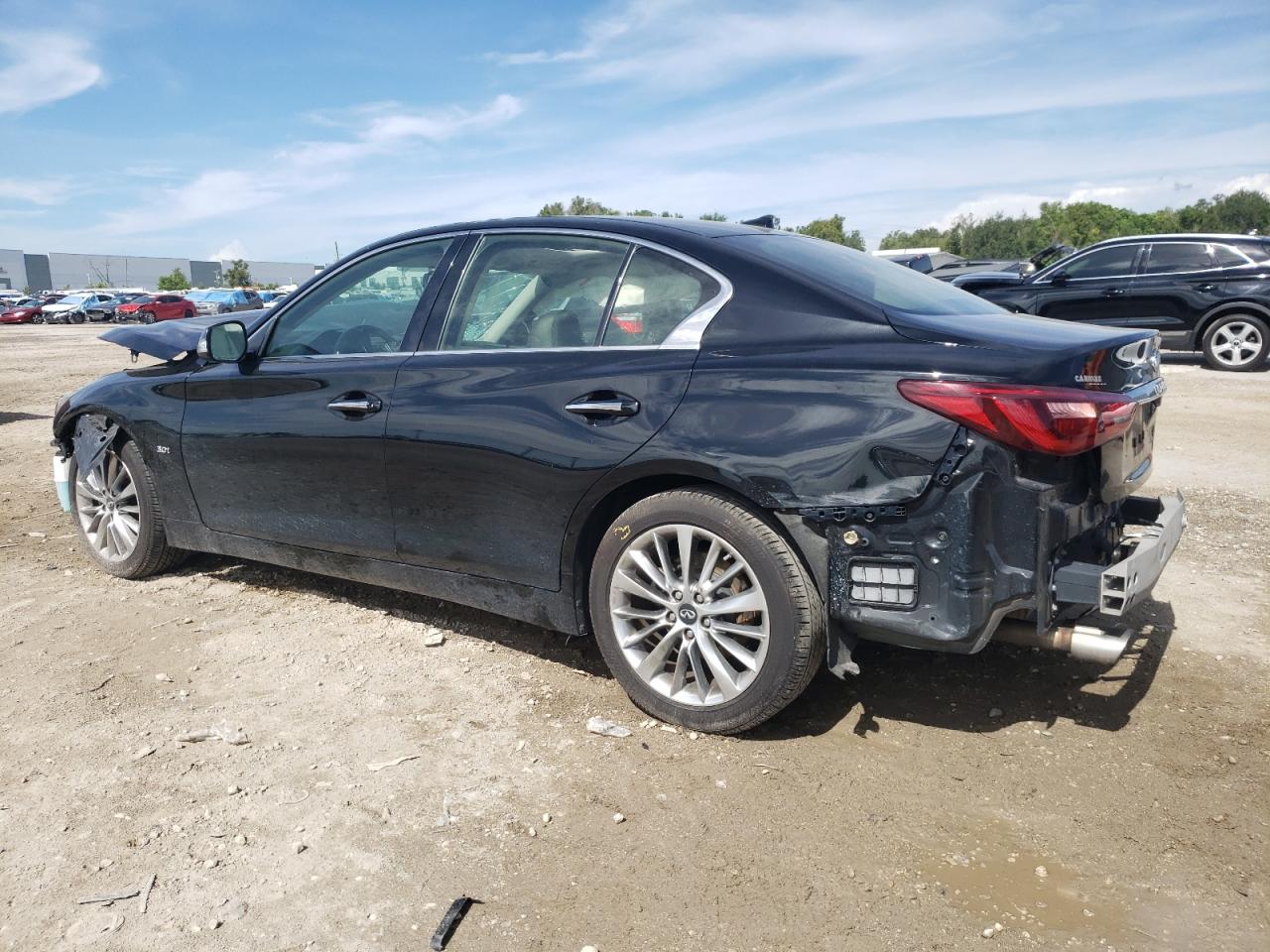 Photo 1 VIN: JN1EV7AP1JM364498 - INFINITI Q50 