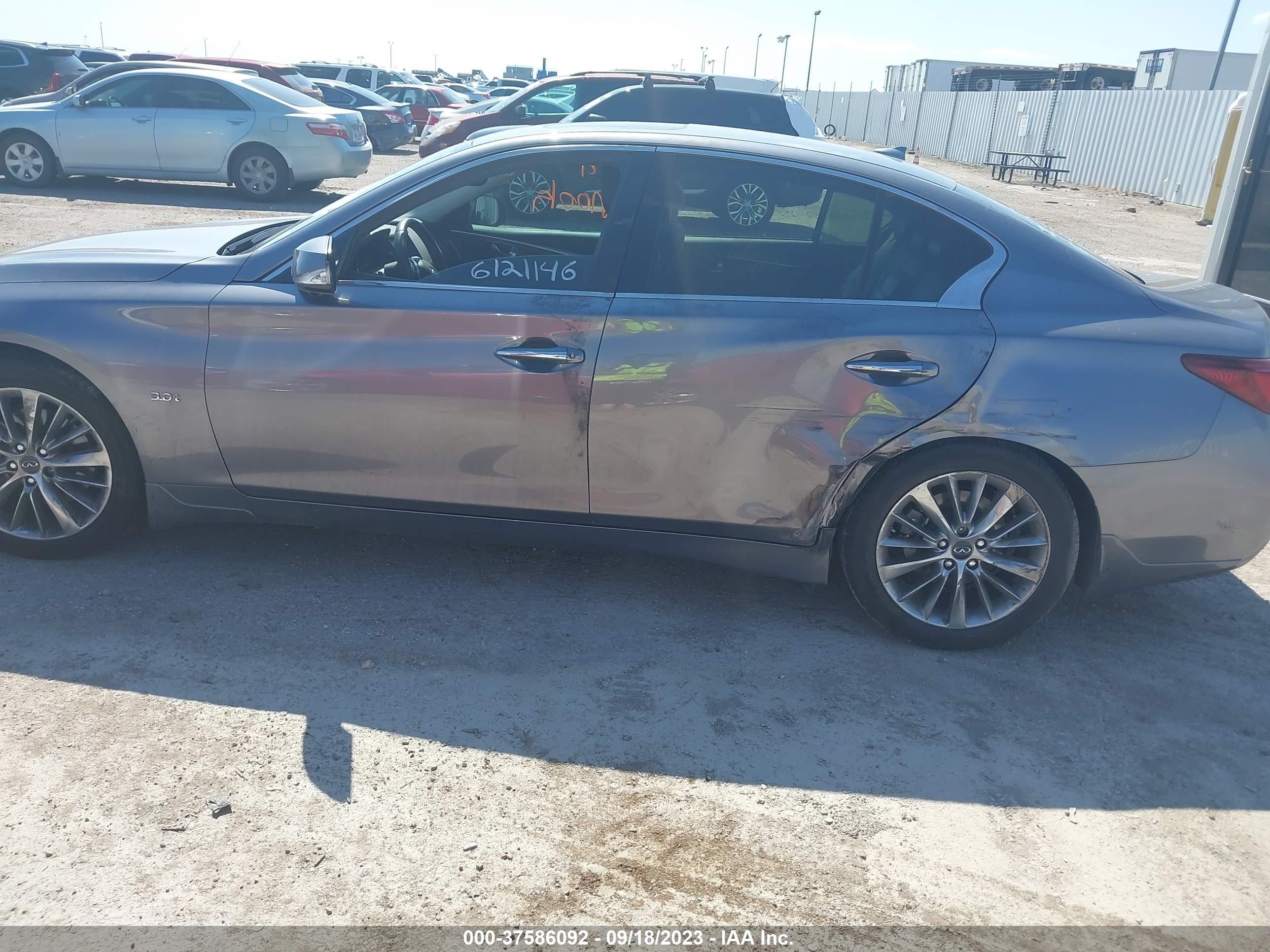 Photo 13 VIN: JN1EV7AP1KM512599 - INFINITI Q50 