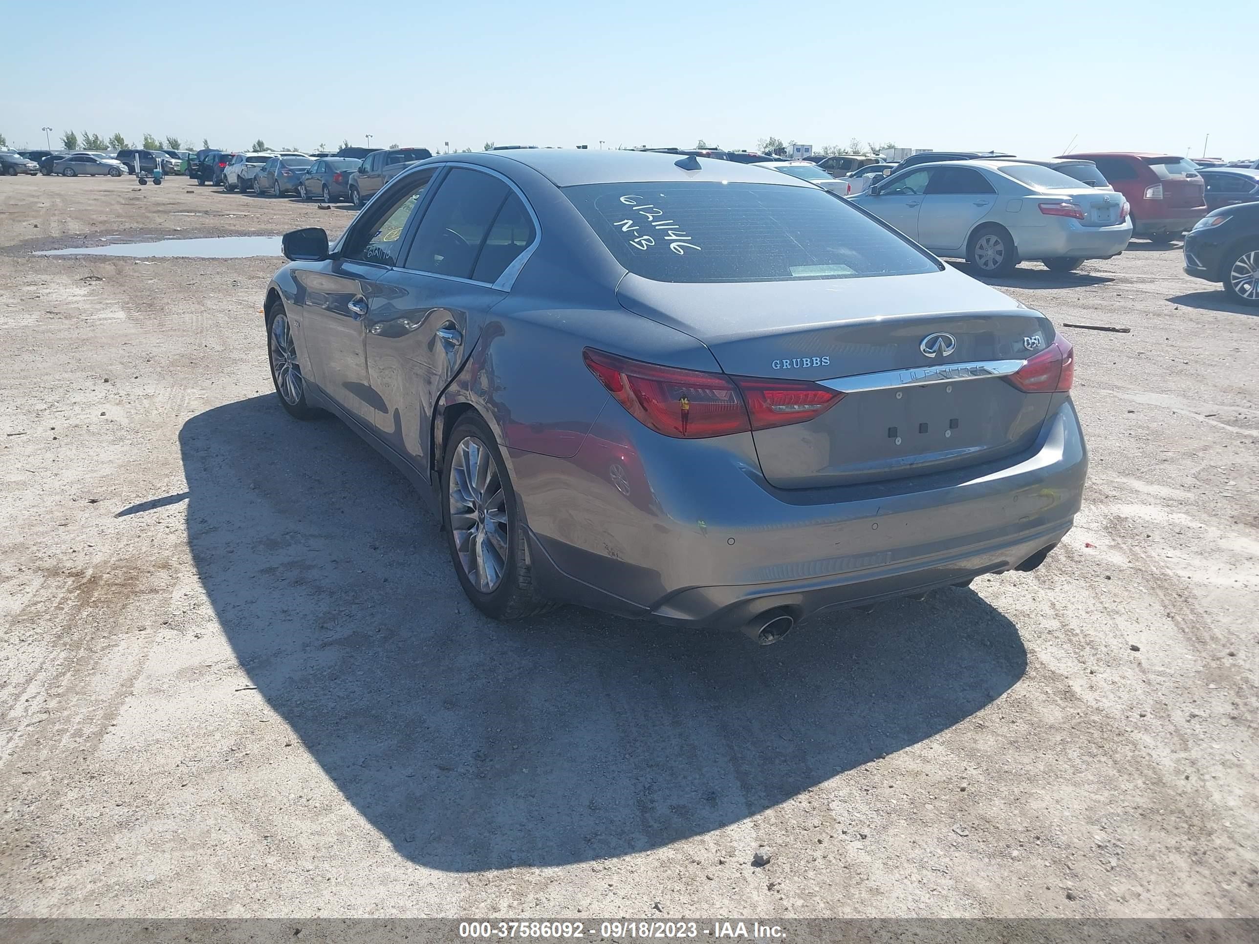 Photo 2 VIN: JN1EV7AP1KM512599 - INFINITI Q50 