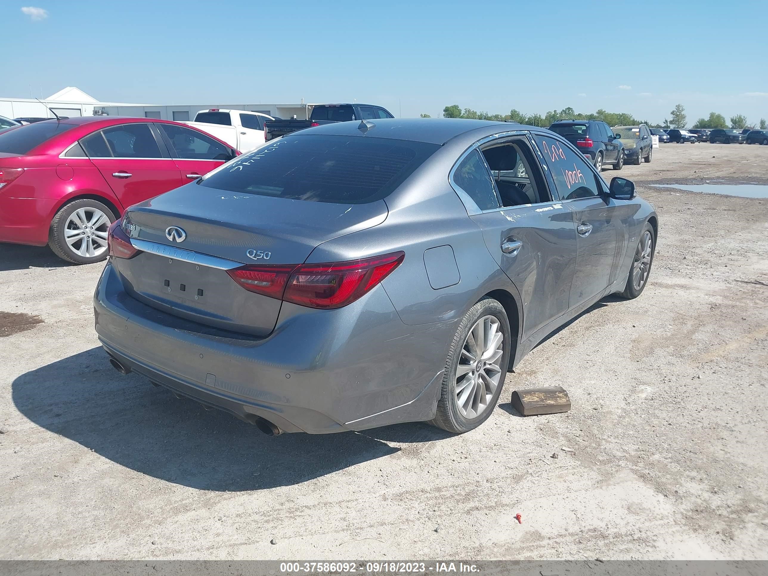 Photo 3 VIN: JN1EV7AP1KM512599 - INFINITI Q50 