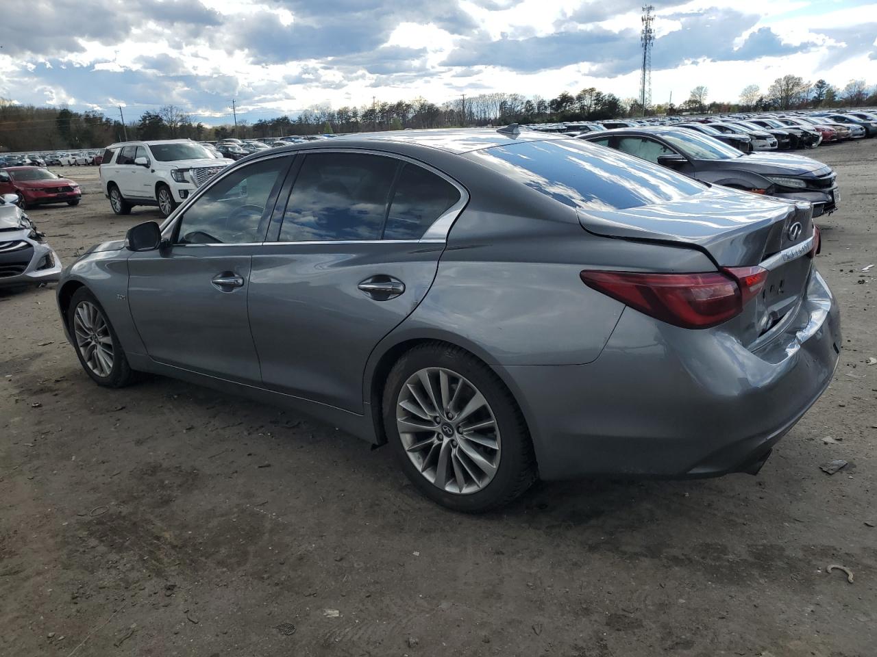 Photo 1 VIN: JN1EV7AP2JM361433 - INFINITI Q50 