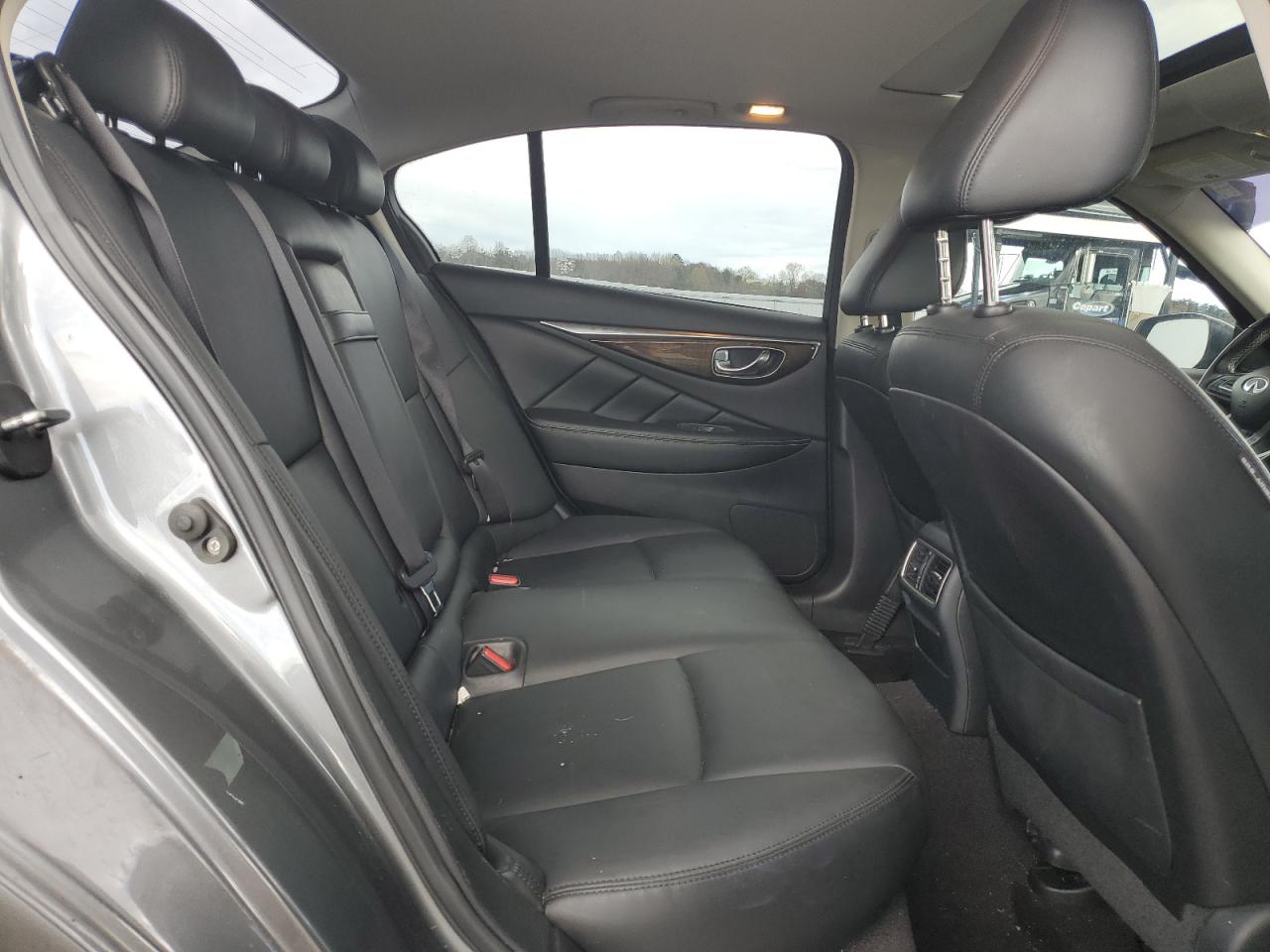 Photo 9 VIN: JN1EV7AP2JM361433 - INFINITI Q50 