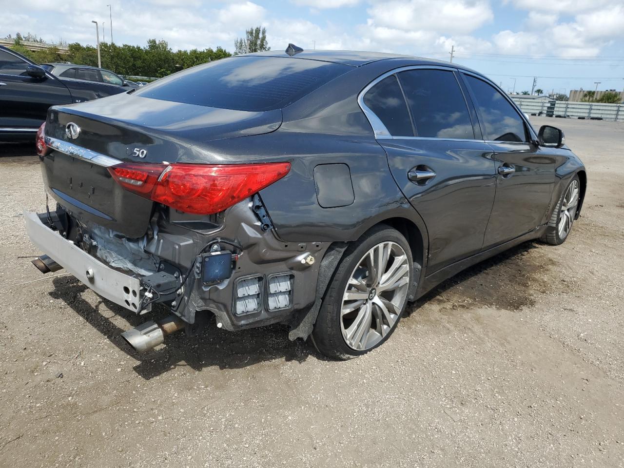 Photo 2 VIN: JN1EV7AP3HM736515 - INFINITI Q50 