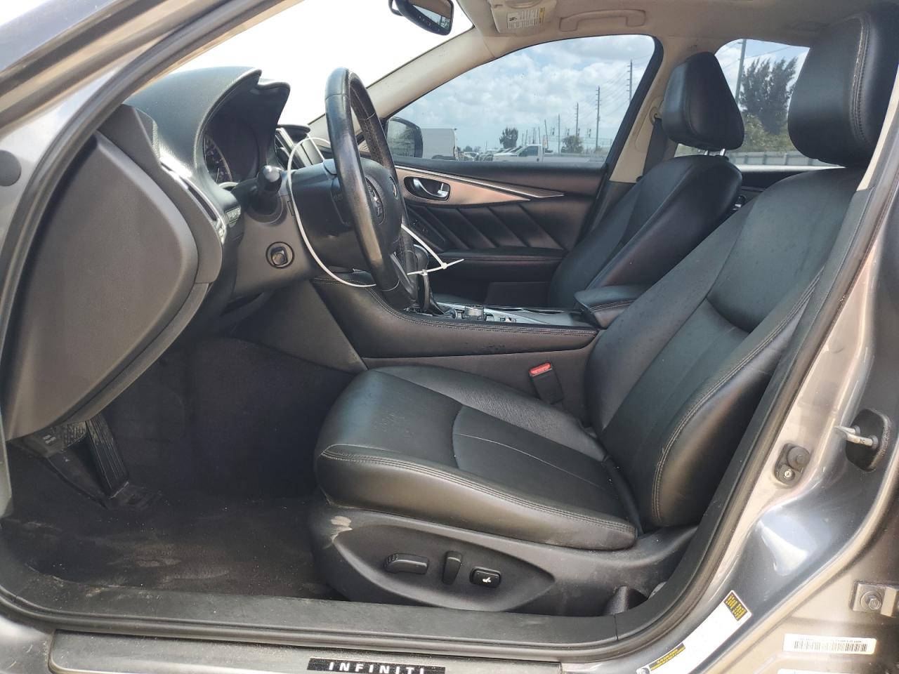 Photo 6 VIN: JN1EV7AP3HM736515 - INFINITI Q50 