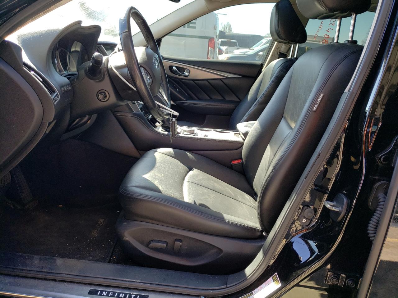 Photo 6 VIN: JN1EV7AP3HM743139 - INFINITI Q50 