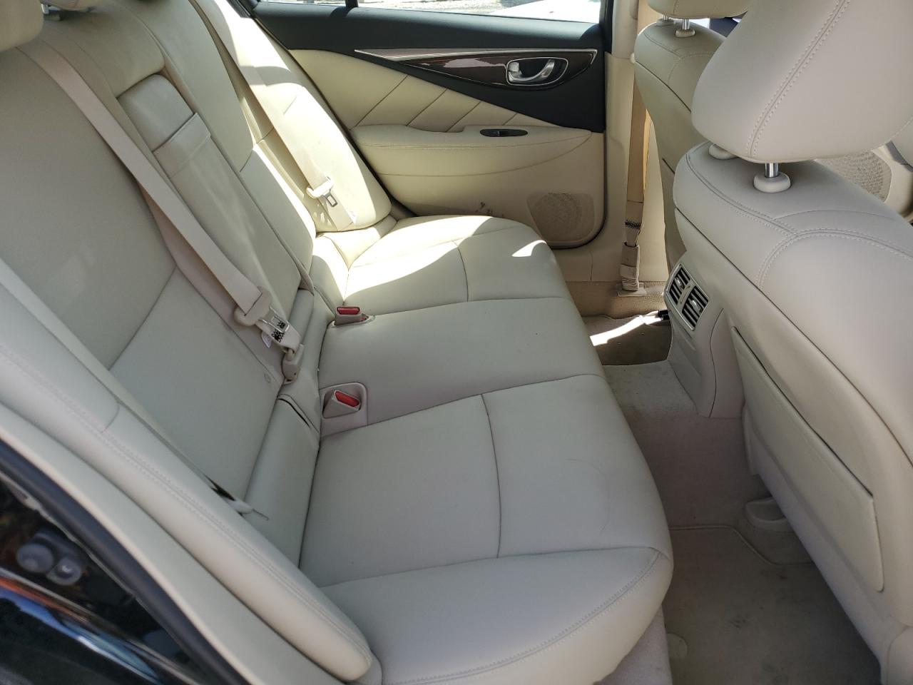 Photo 9 VIN: JN1EV7AP3JM354586 - INFINITI Q50 