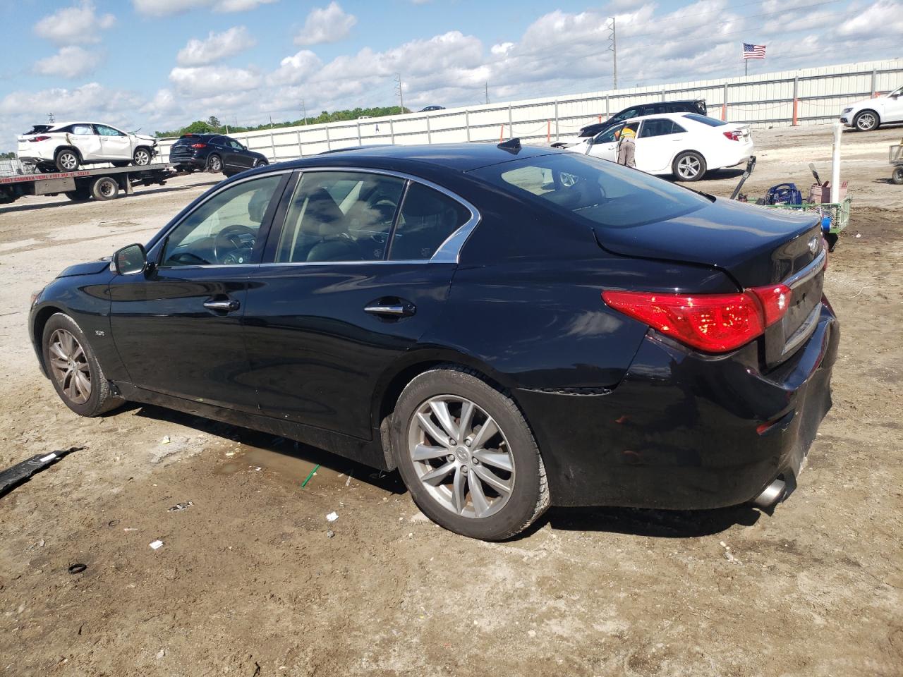 Photo 1 VIN: JN1EV7AP5HM731834 - INFINITI Q50 