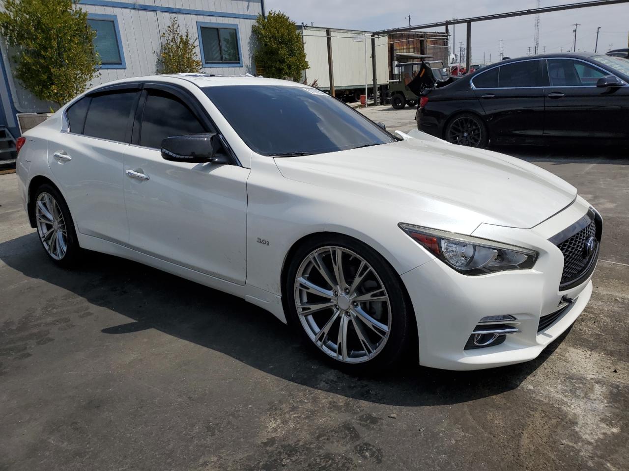 Photo 3 VIN: JN1EV7AP5HM742624 - INFINITI Q50 