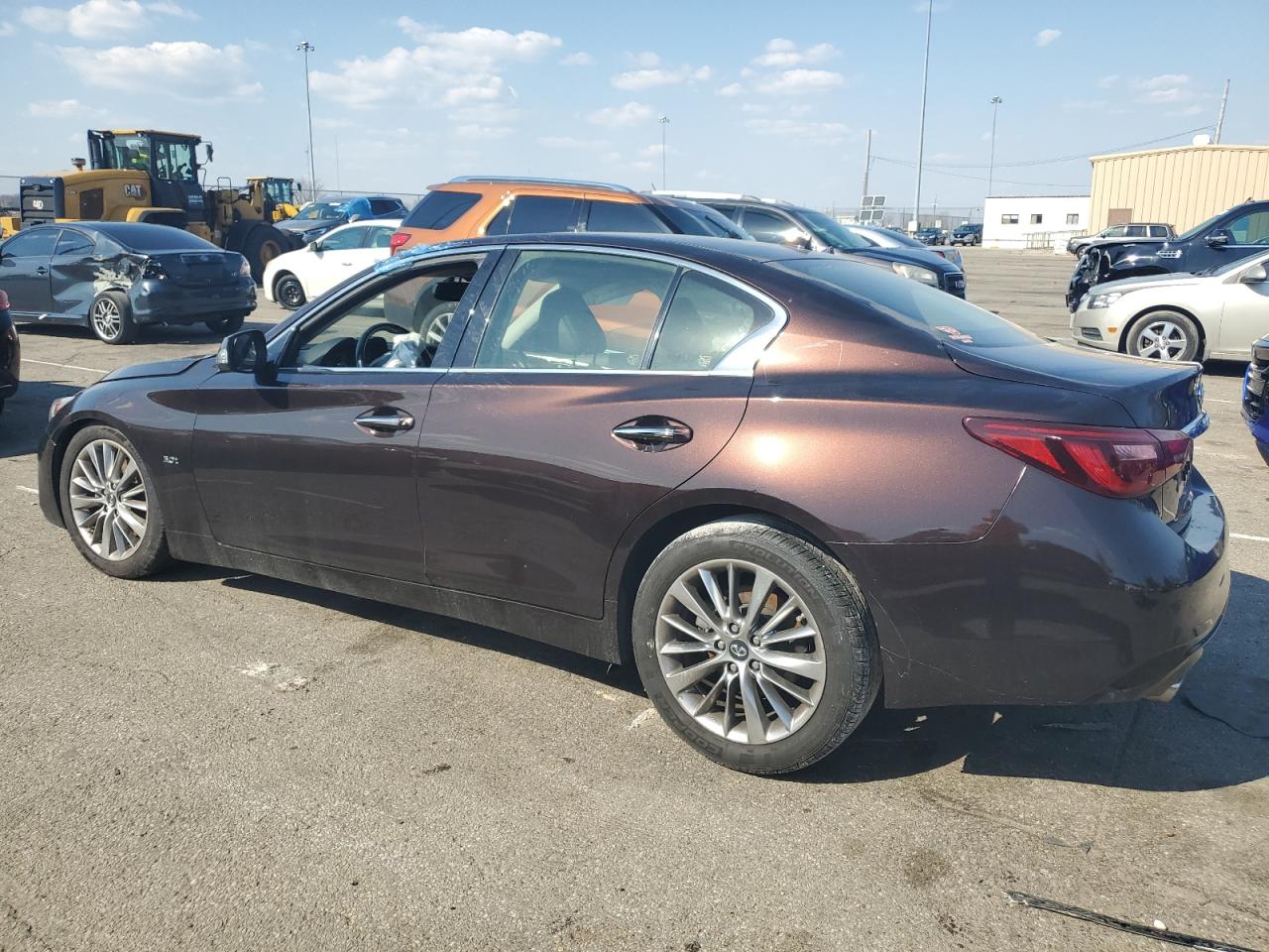 Photo 1 VIN: JN1EV7AP5JM354931 - INFINITI Q50 