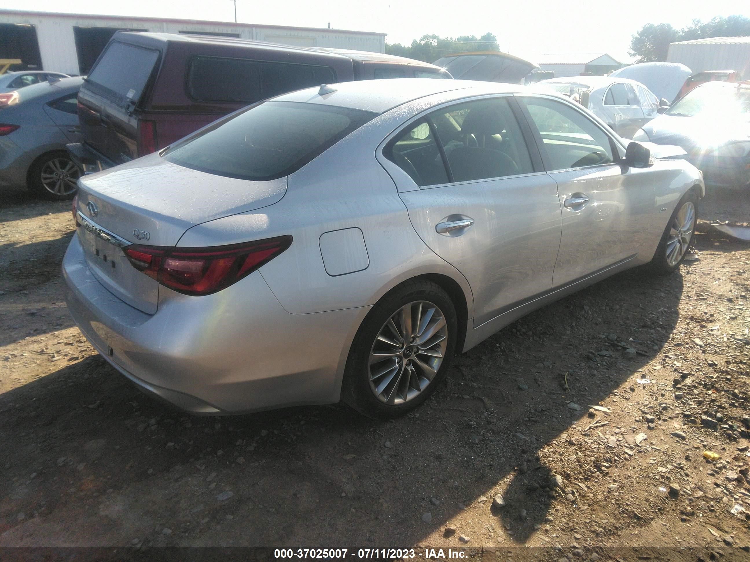 Photo 3 VIN: JN1EV7AP5JM359952 - INFINITI Q50 