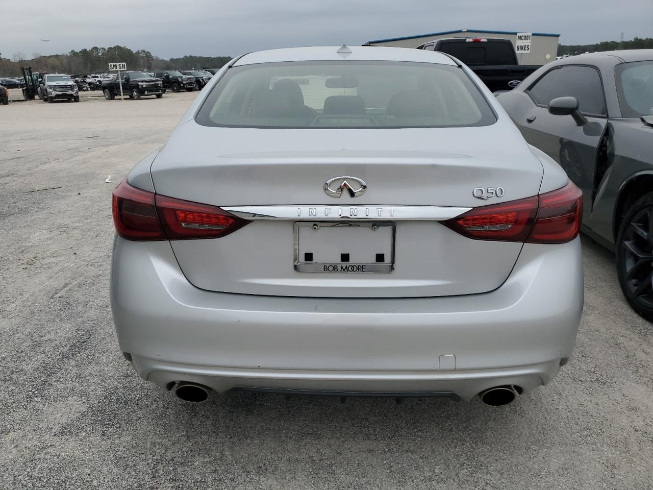 Photo 6 VIN: JN1EV7AP5KM541376 - INFINITI Q50 