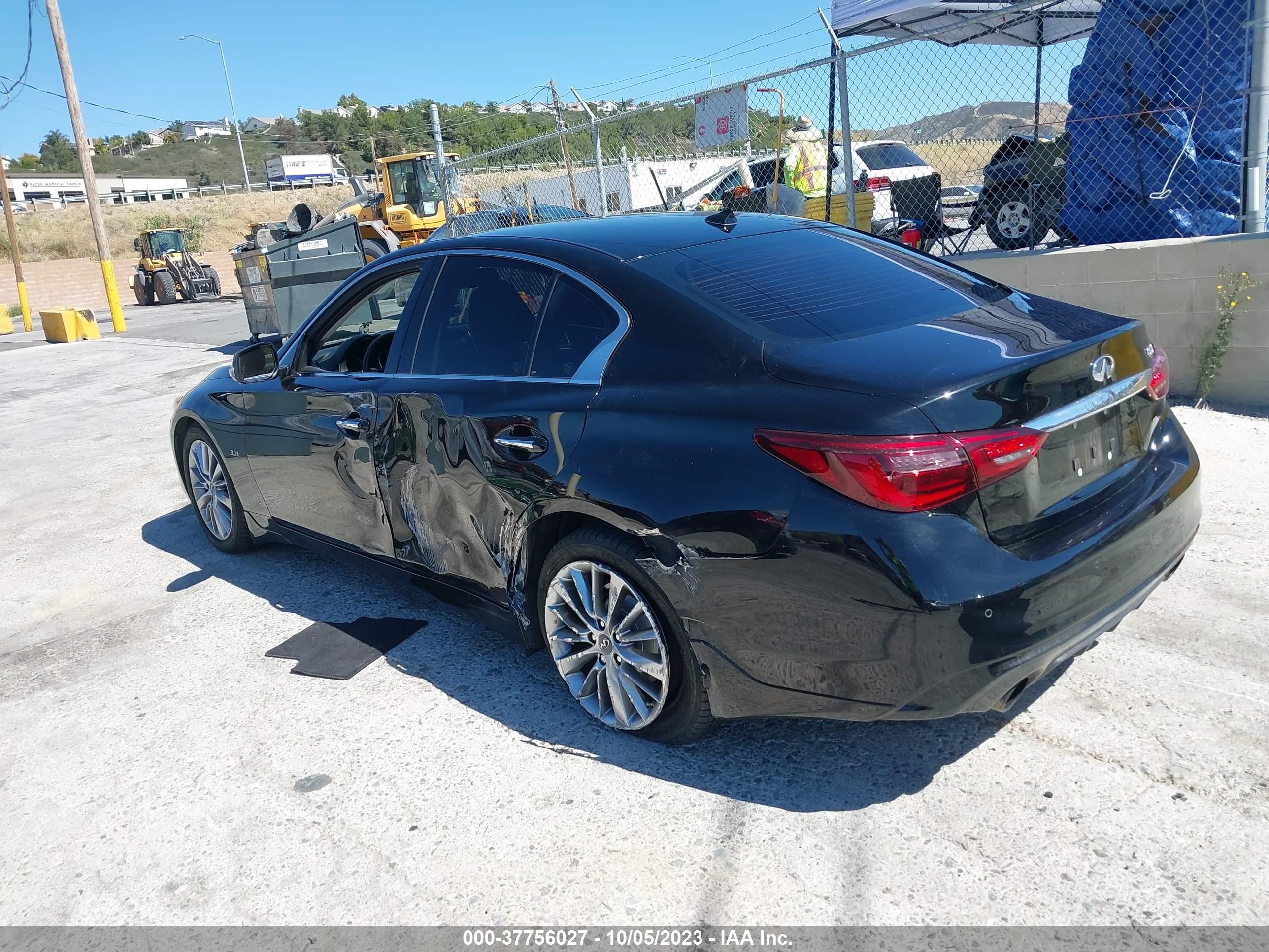 Photo 2 VIN: JN1EV7AP6JM359698 - INFINITI Q50 