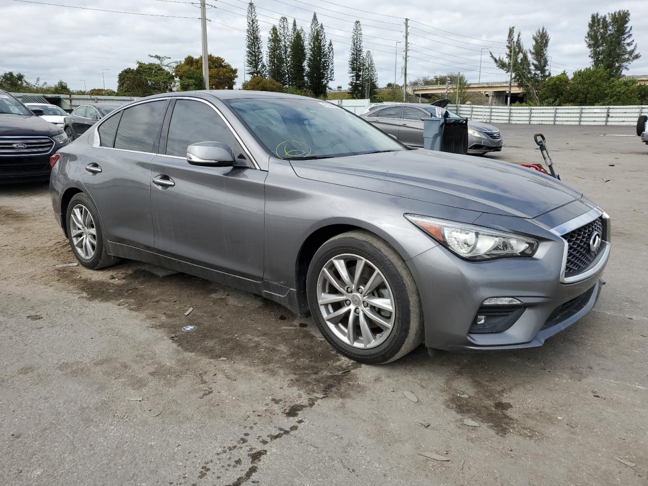 Photo 3 VIN: JN1EV7AP6MM700425 - INFINITI Q50 