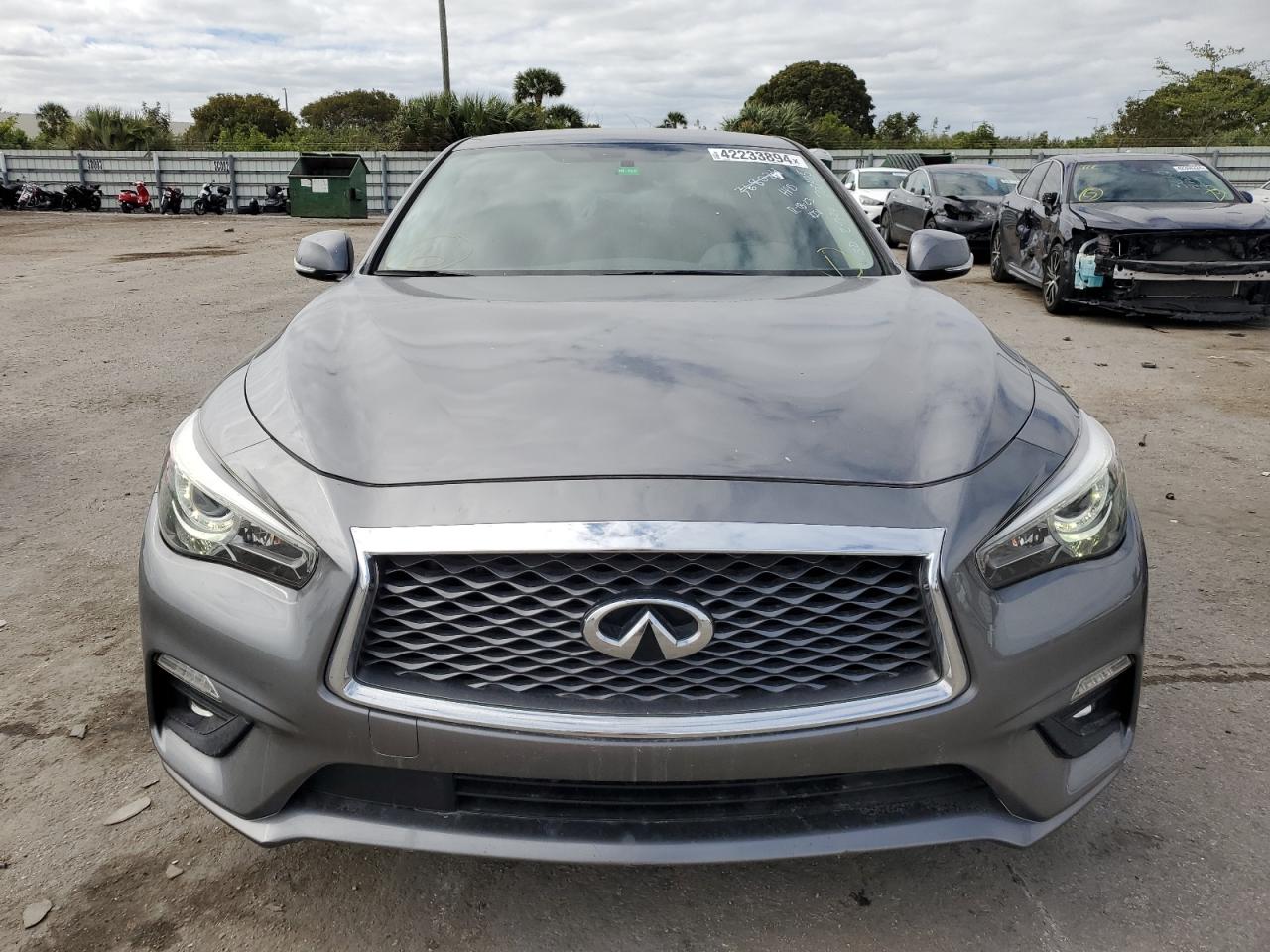 Photo 4 VIN: JN1EV7AP6MM700425 - INFINITI Q50 