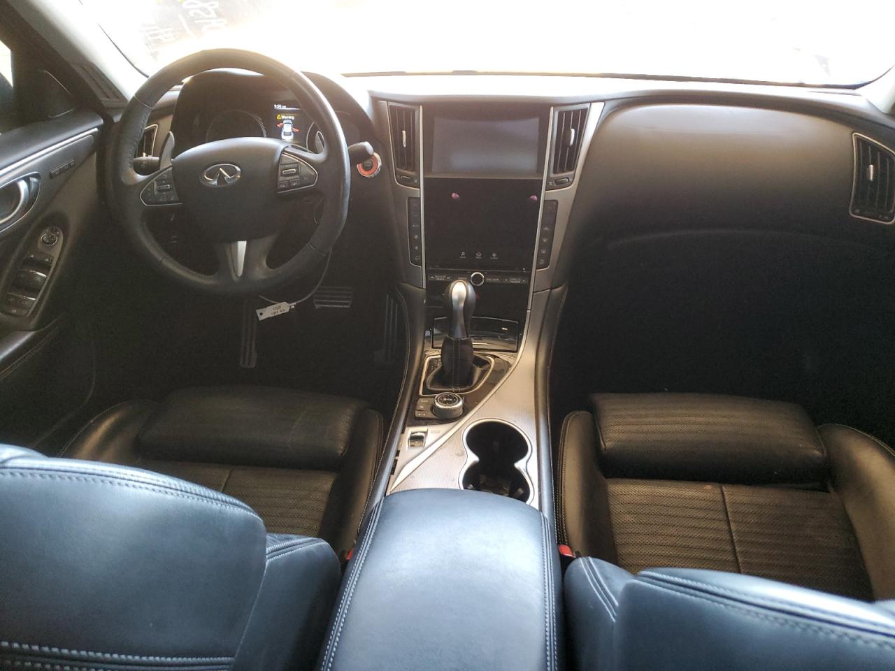 Photo 7 VIN: JN1EV7AP7GM303732 - INFINITI Q50 