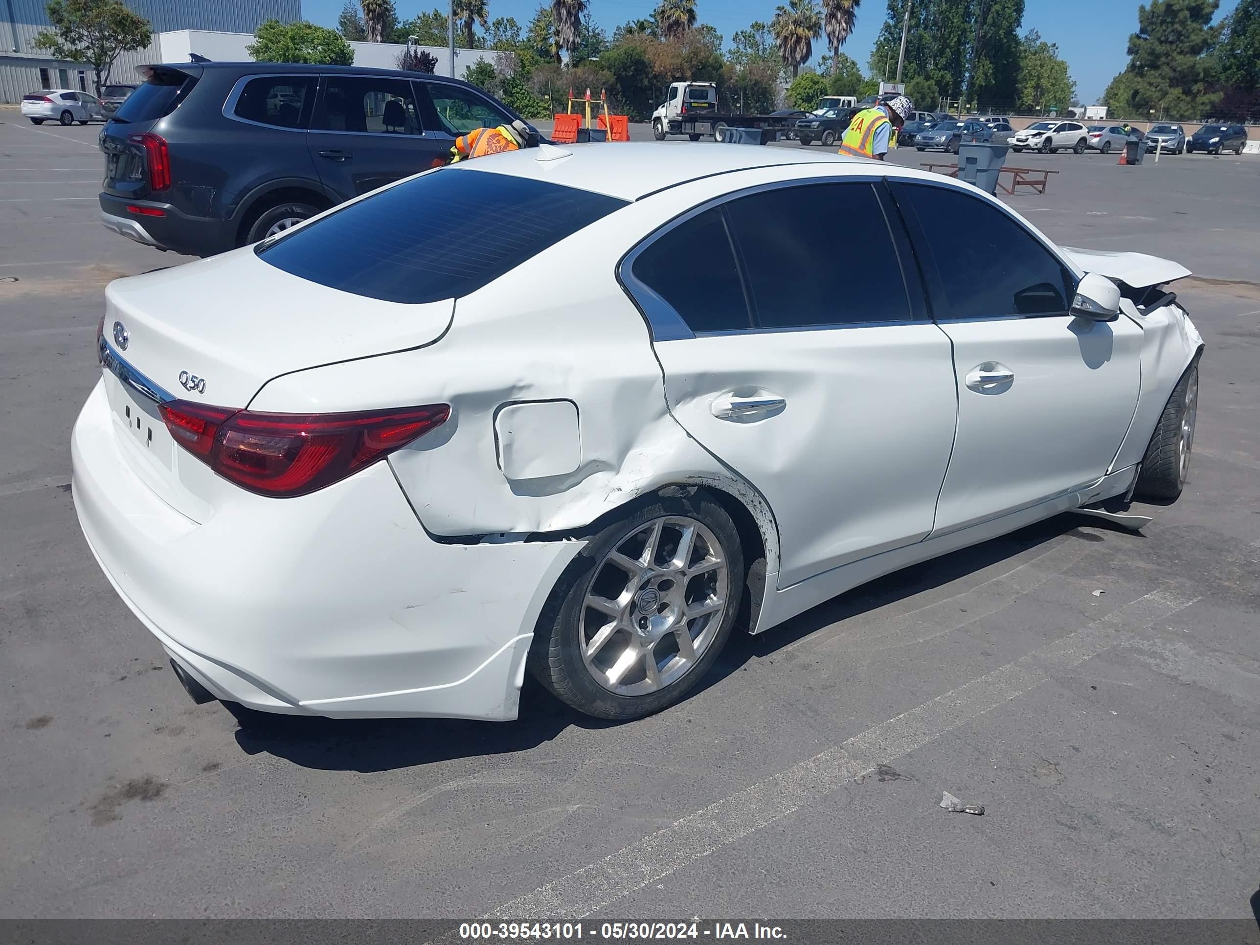 Photo 3 VIN: JN1EV7AP7MM706041 - INFINITI Q50 