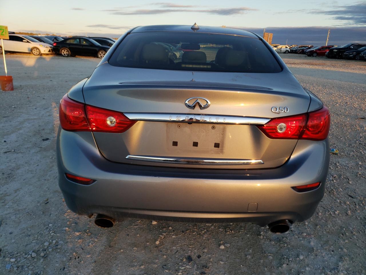 Photo 5 VIN: JN1EV7AP8HM731942 - INFINITI Q50 