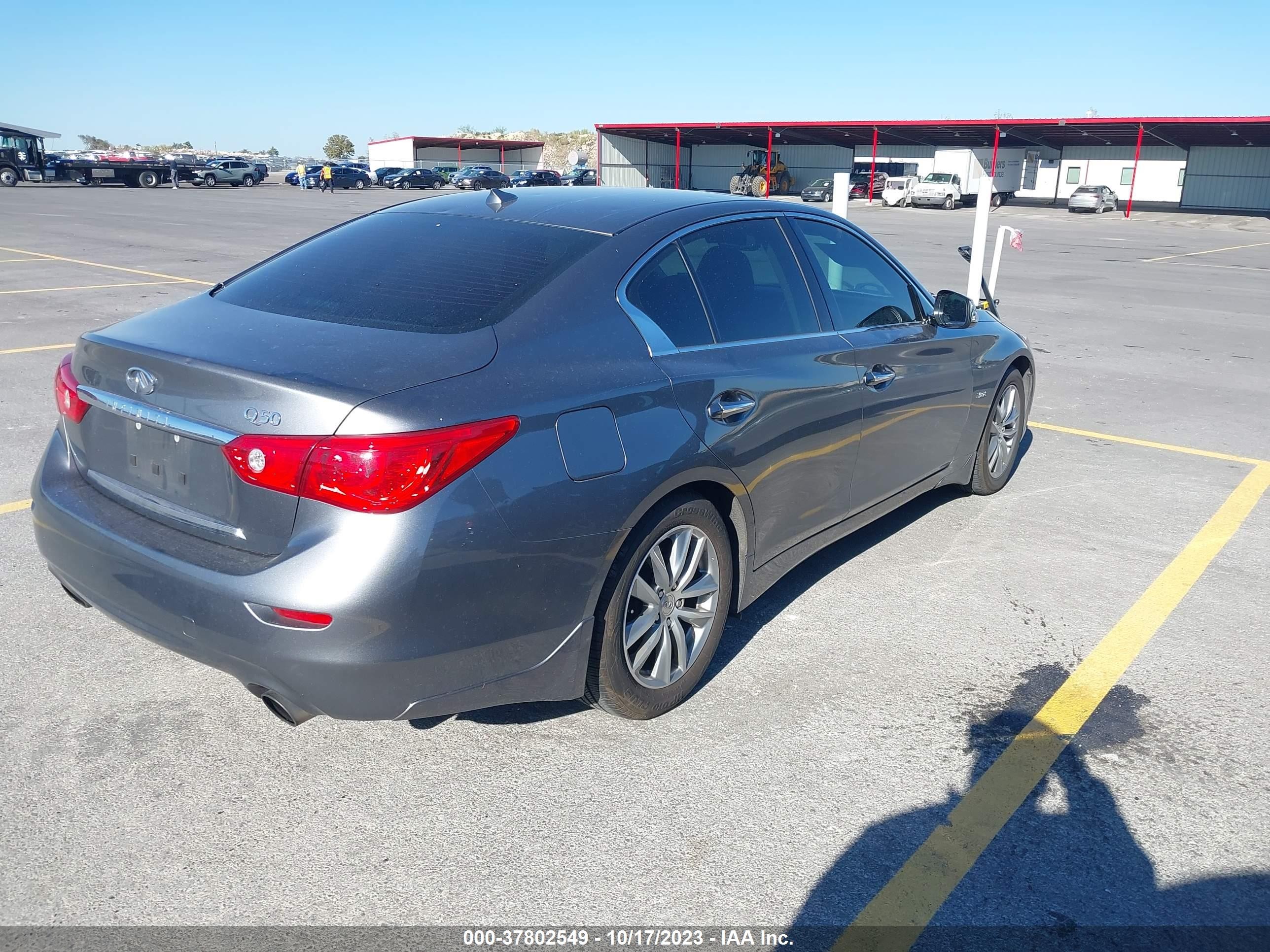 Photo 3 VIN: JN1EV7AP8HM732928 - INFINITI Q50 