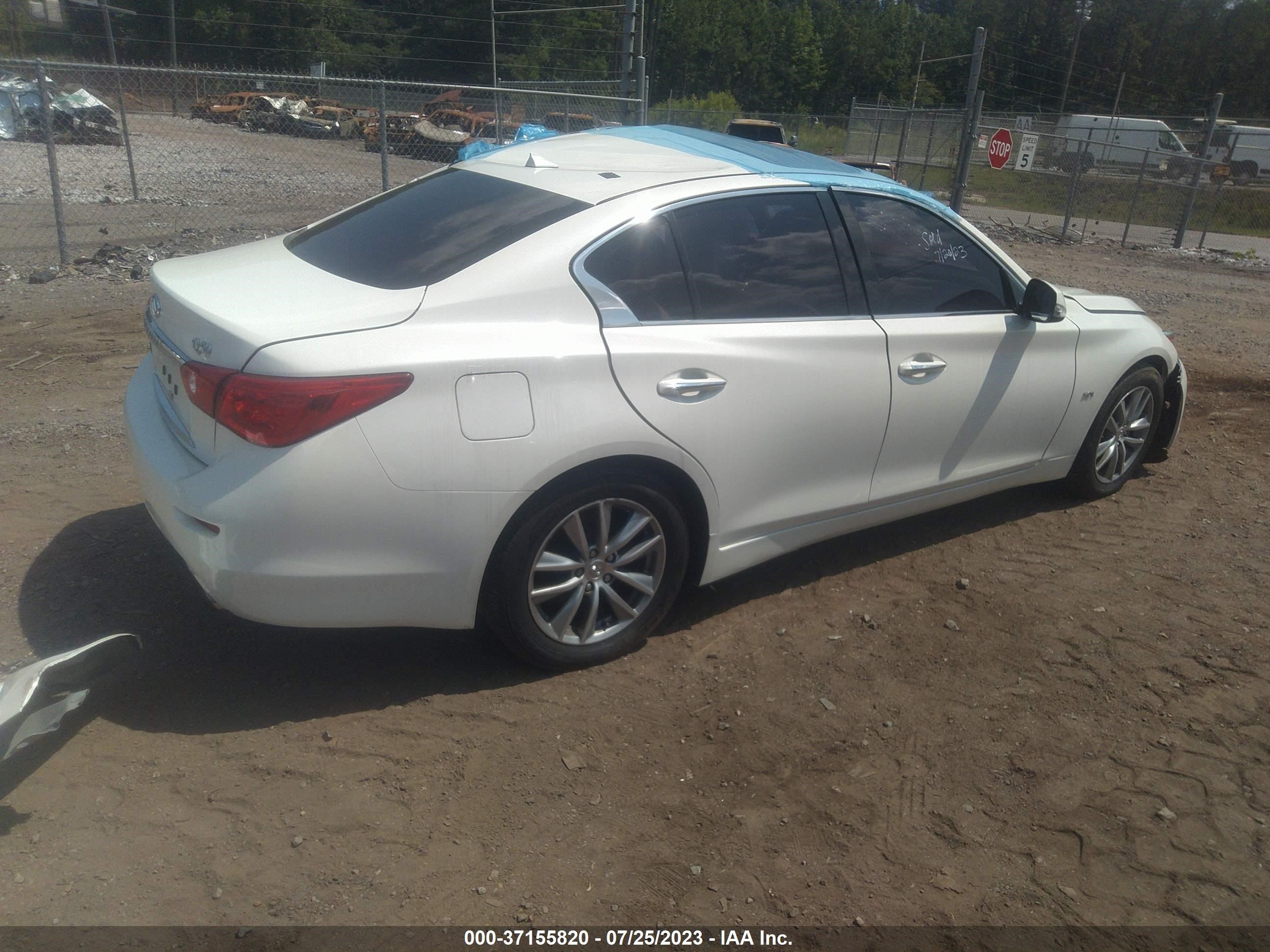 Photo 3 VIN: JN1EV7AP8HM738115 - INFINITI Q50 