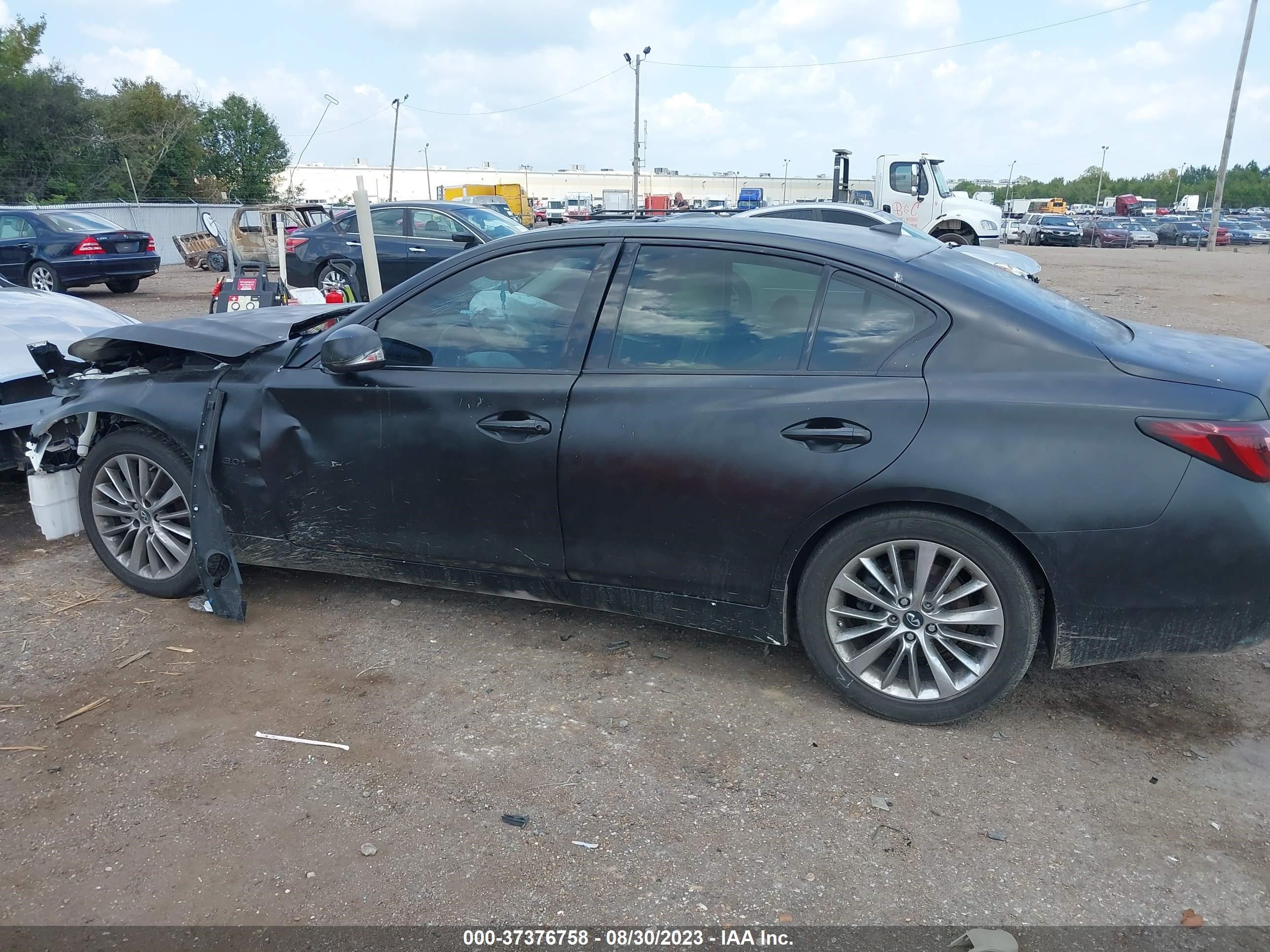 Photo 13 VIN: JN1EV7AP8JM357824 - INFINITI Q50 