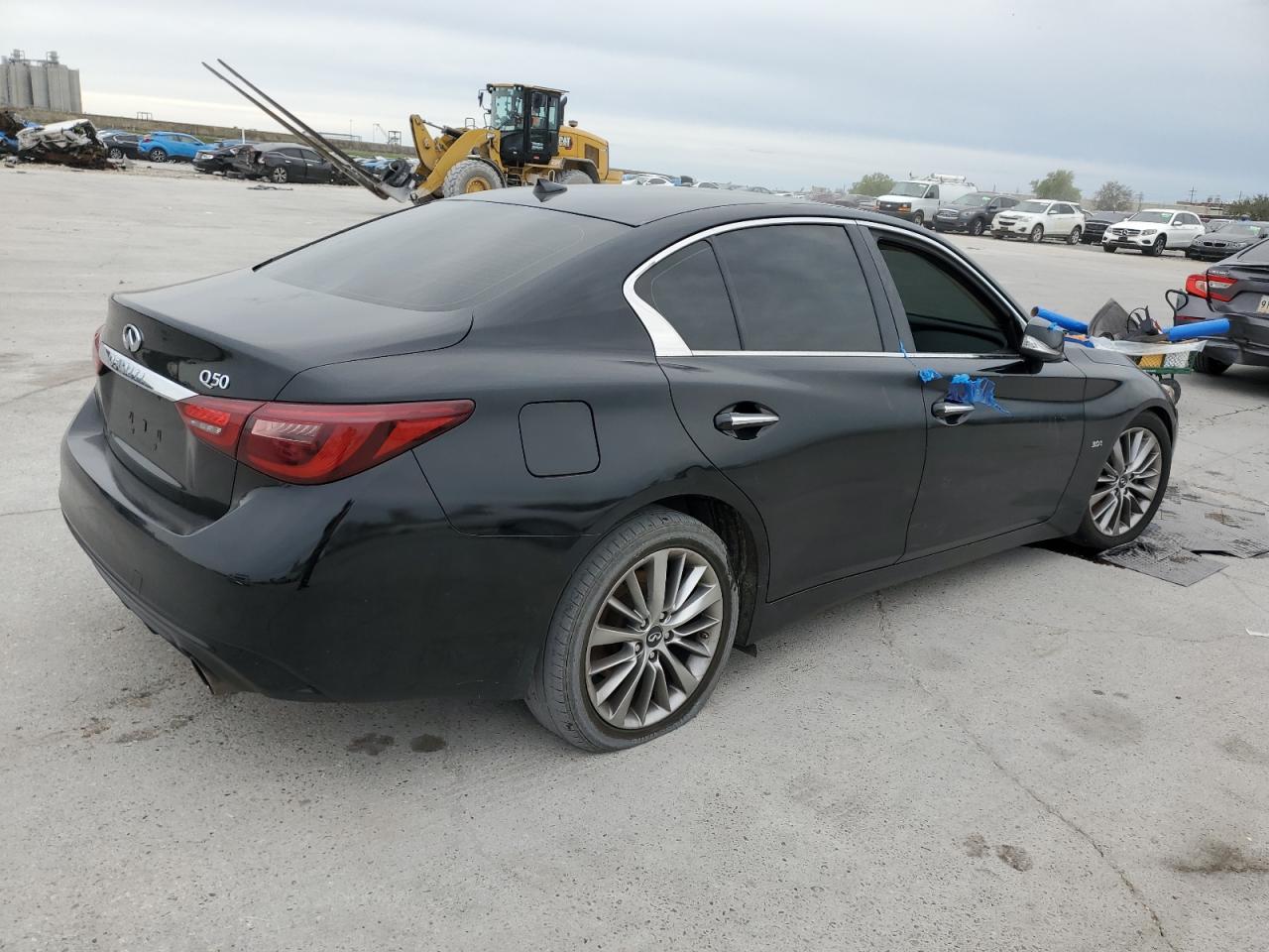 Photo 2 VIN: JN1EV7AP8KM512633 - INFINITI Q50 