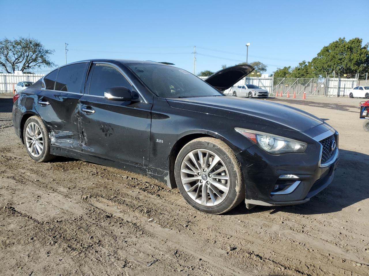 Photo 3 VIN: JN1EV7AP9JM362790 - INFINITI Q50 