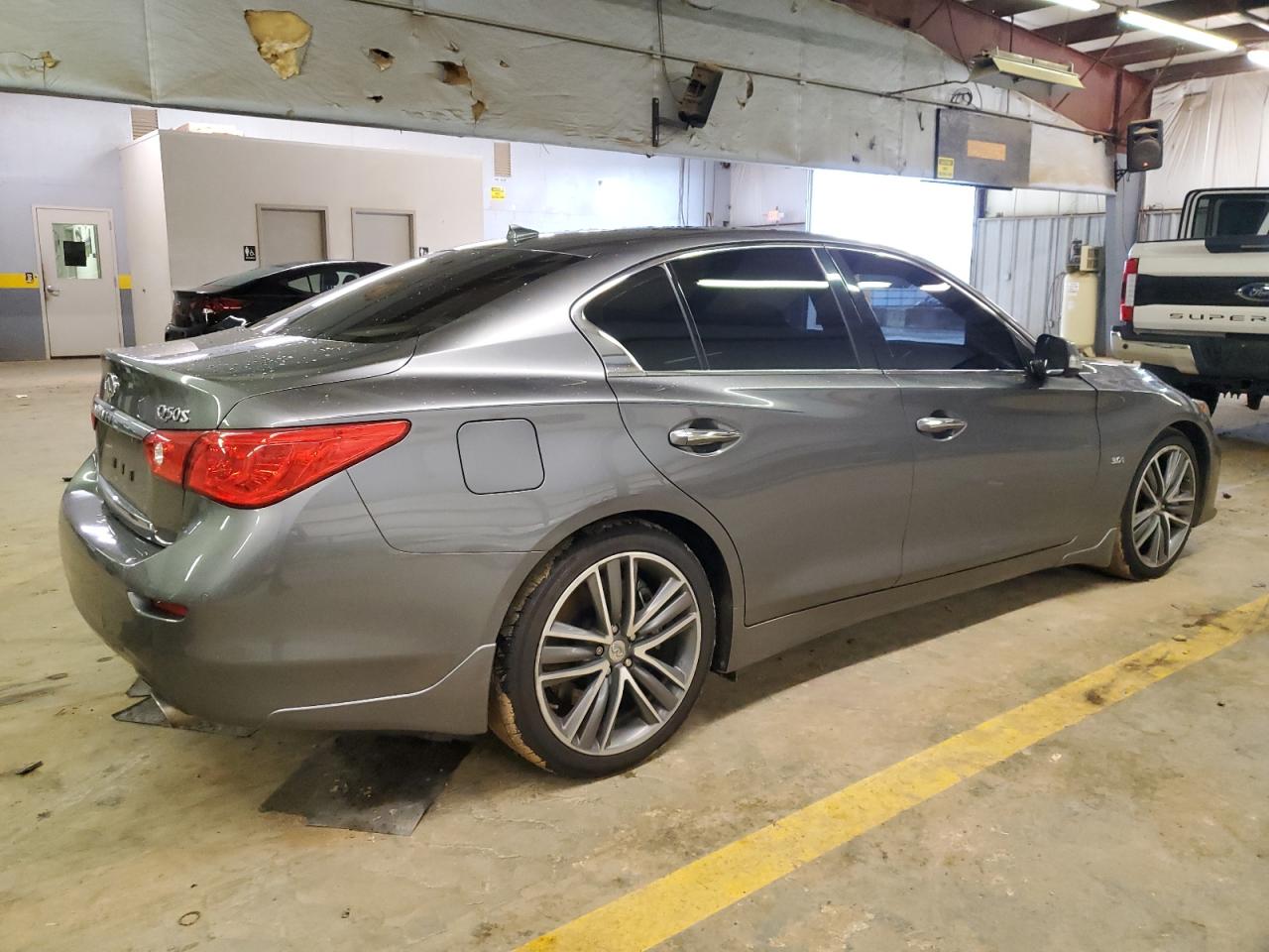 Photo 2 VIN: JN1EV7APXHM730257 - INFINITI Q50 