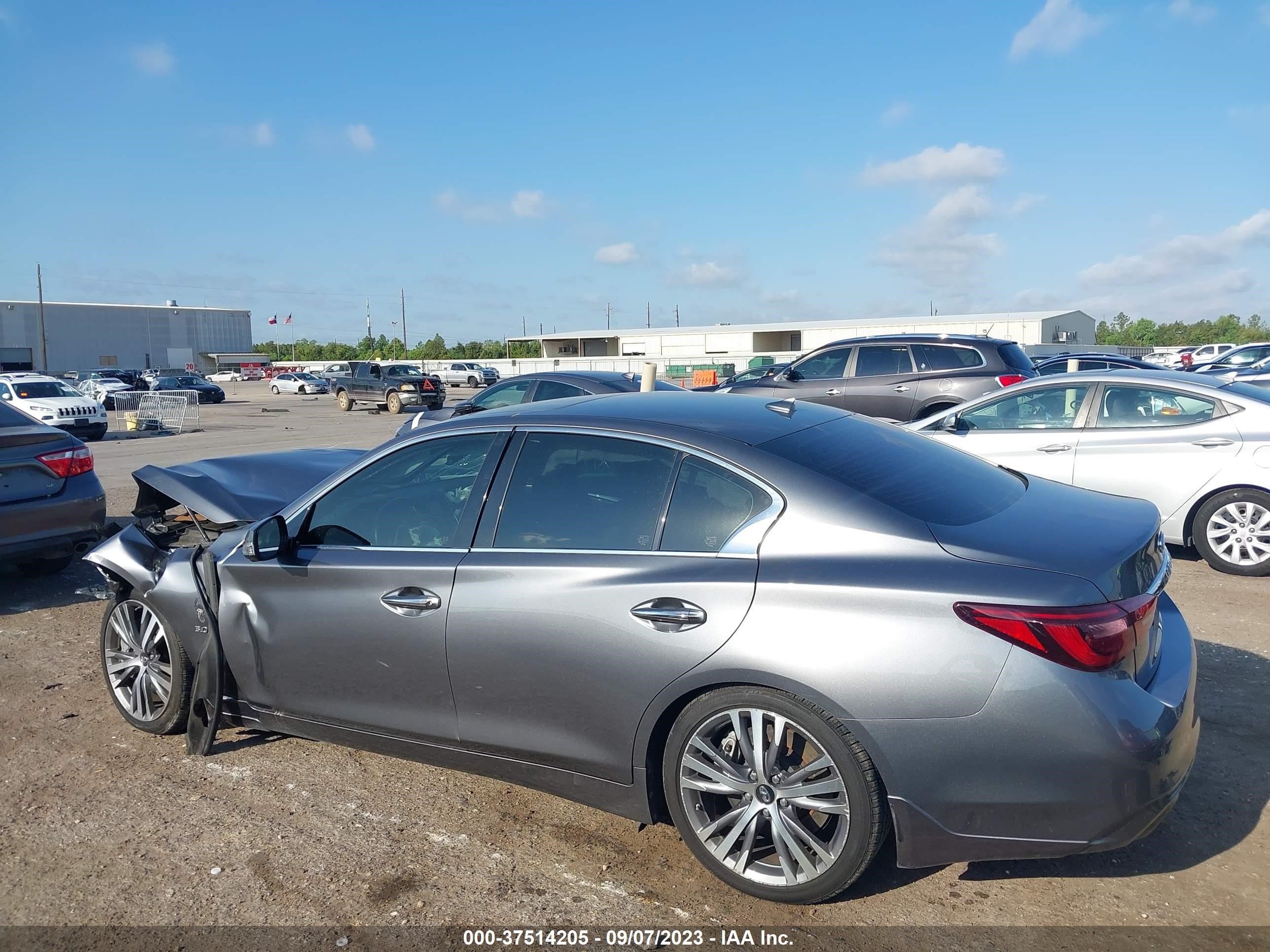 Photo 14 VIN: JN1EV7APXJM355945 - INFINITI Q50 