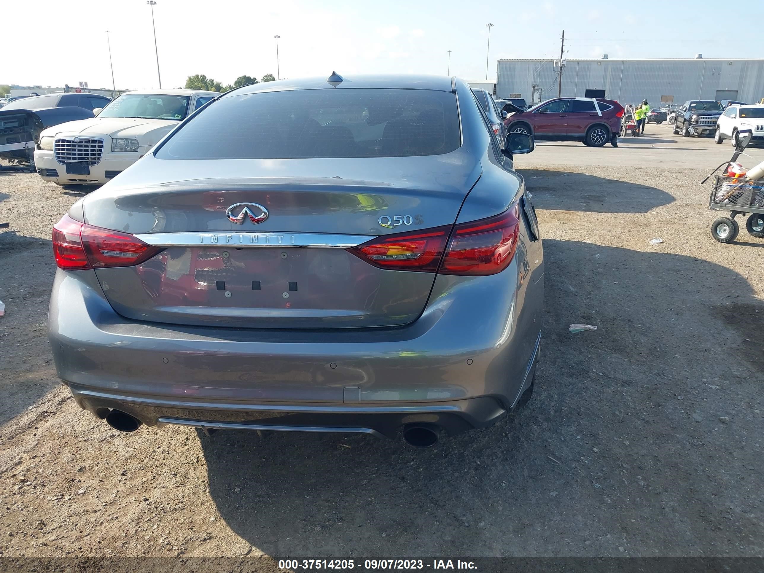 Photo 16 VIN: JN1EV7APXJM355945 - INFINITI Q50 