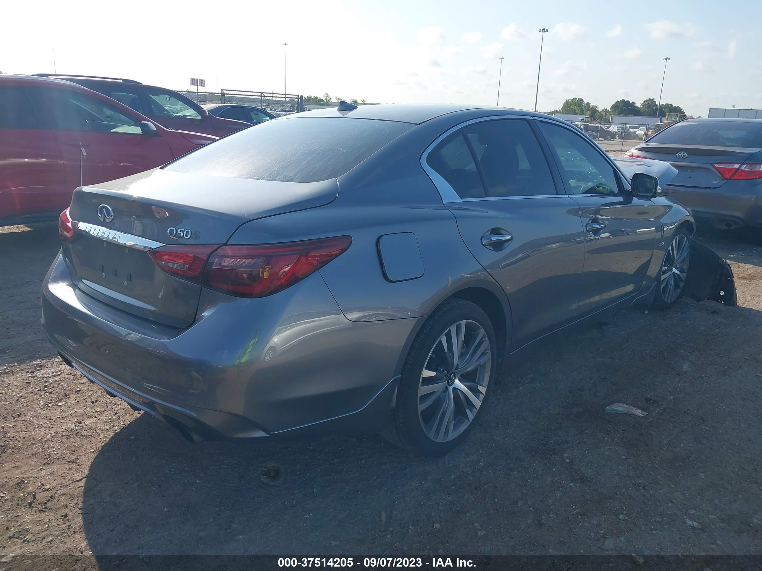 Photo 3 VIN: JN1EV7APXJM355945 - INFINITI Q50 