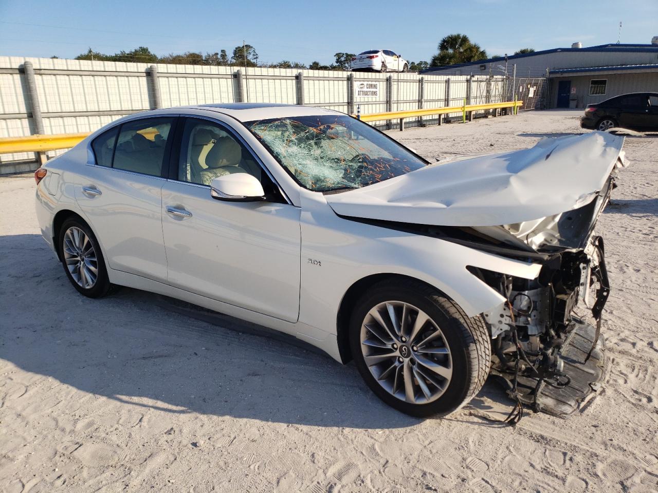 Photo 3 VIN: JN1EV7AR0KM590213 - INFINITI Q50 