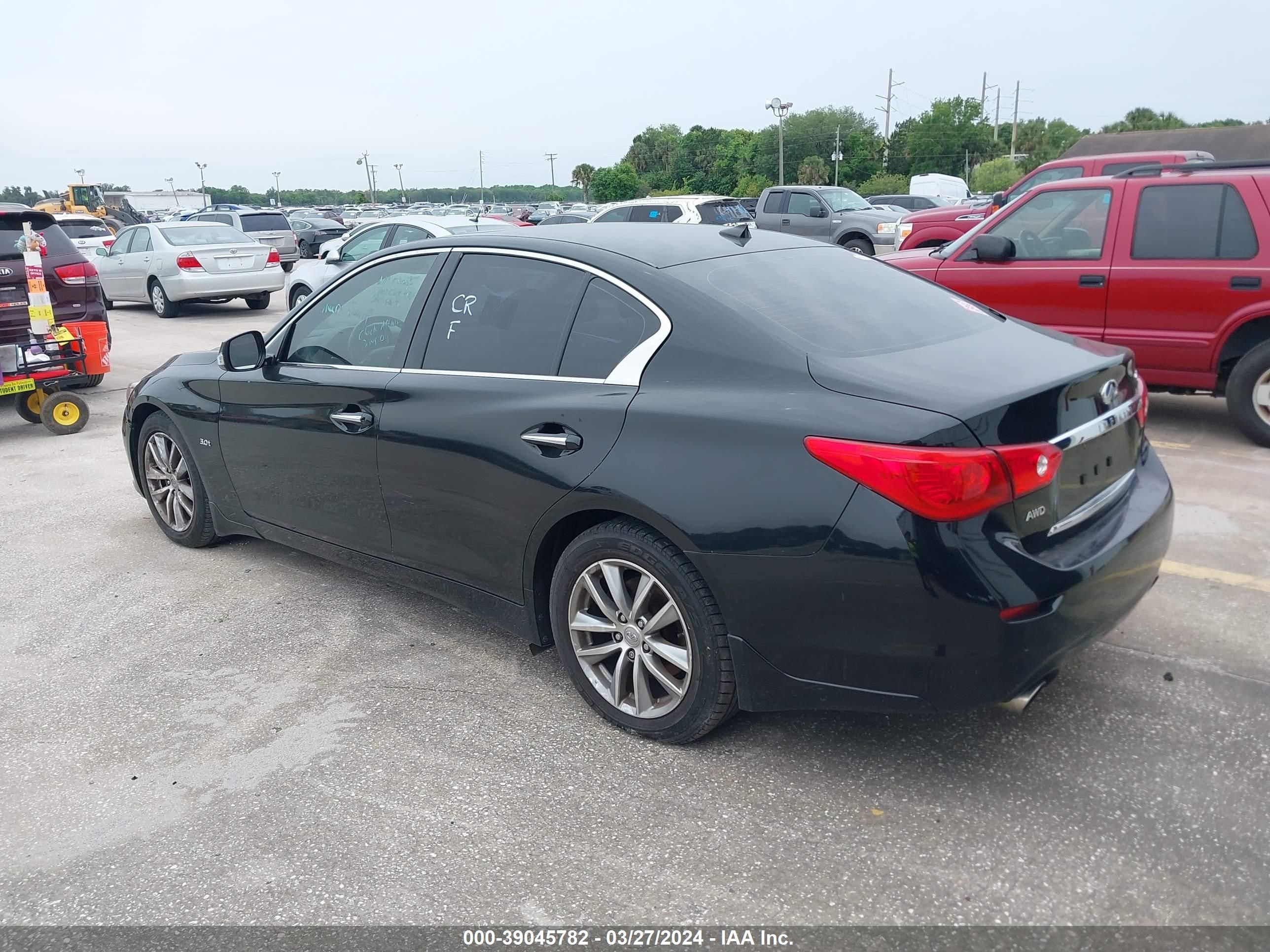 Photo 2 VIN: JN1EV7AR1HM839174 - INFINITI Q50 