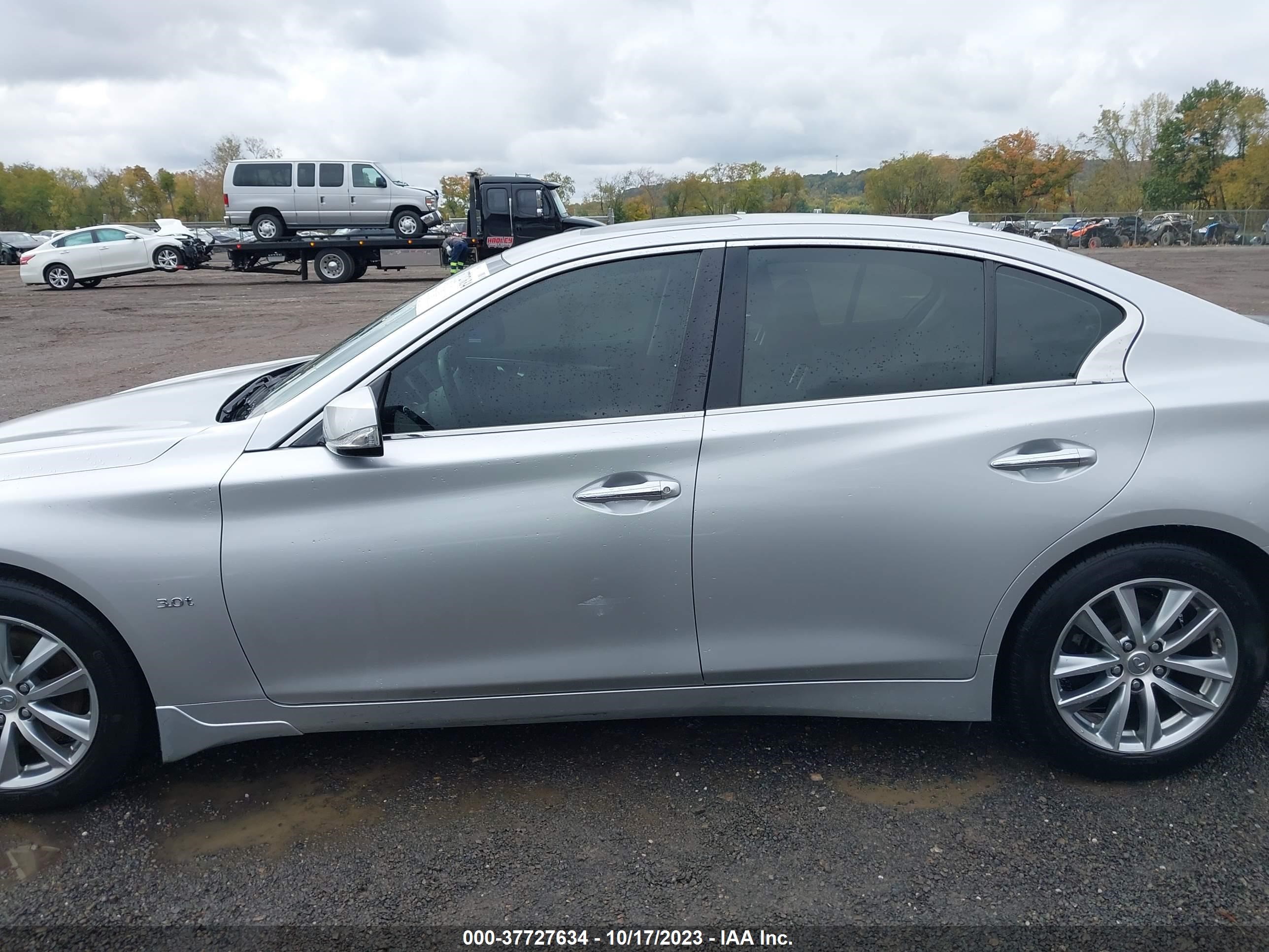 Photo 13 VIN: JN1EV7AR2HM835442 - INFINITI Q50 