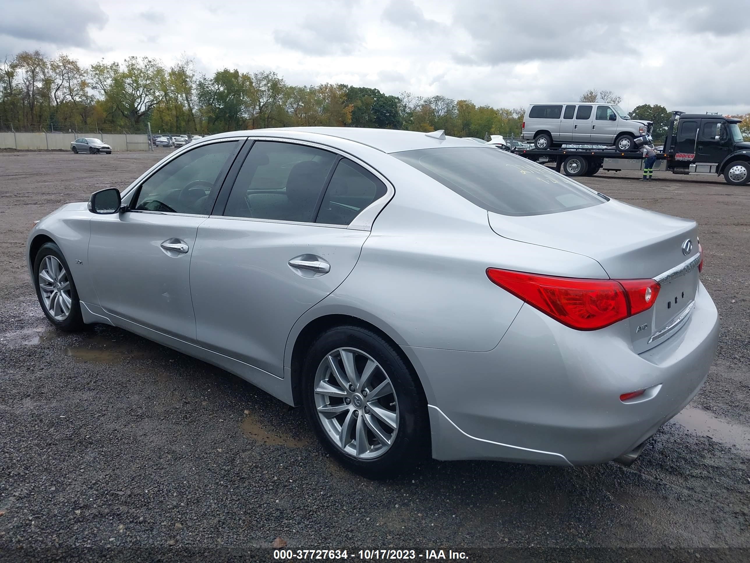 Photo 2 VIN: JN1EV7AR2HM835442 - INFINITI Q50 