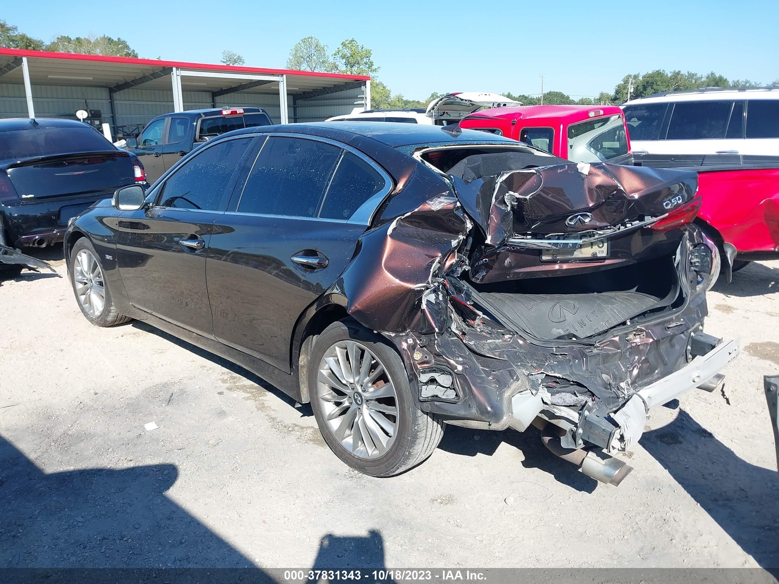 Photo 2 VIN: JN1EV7AR3JM431233 - INFINITI Q50 